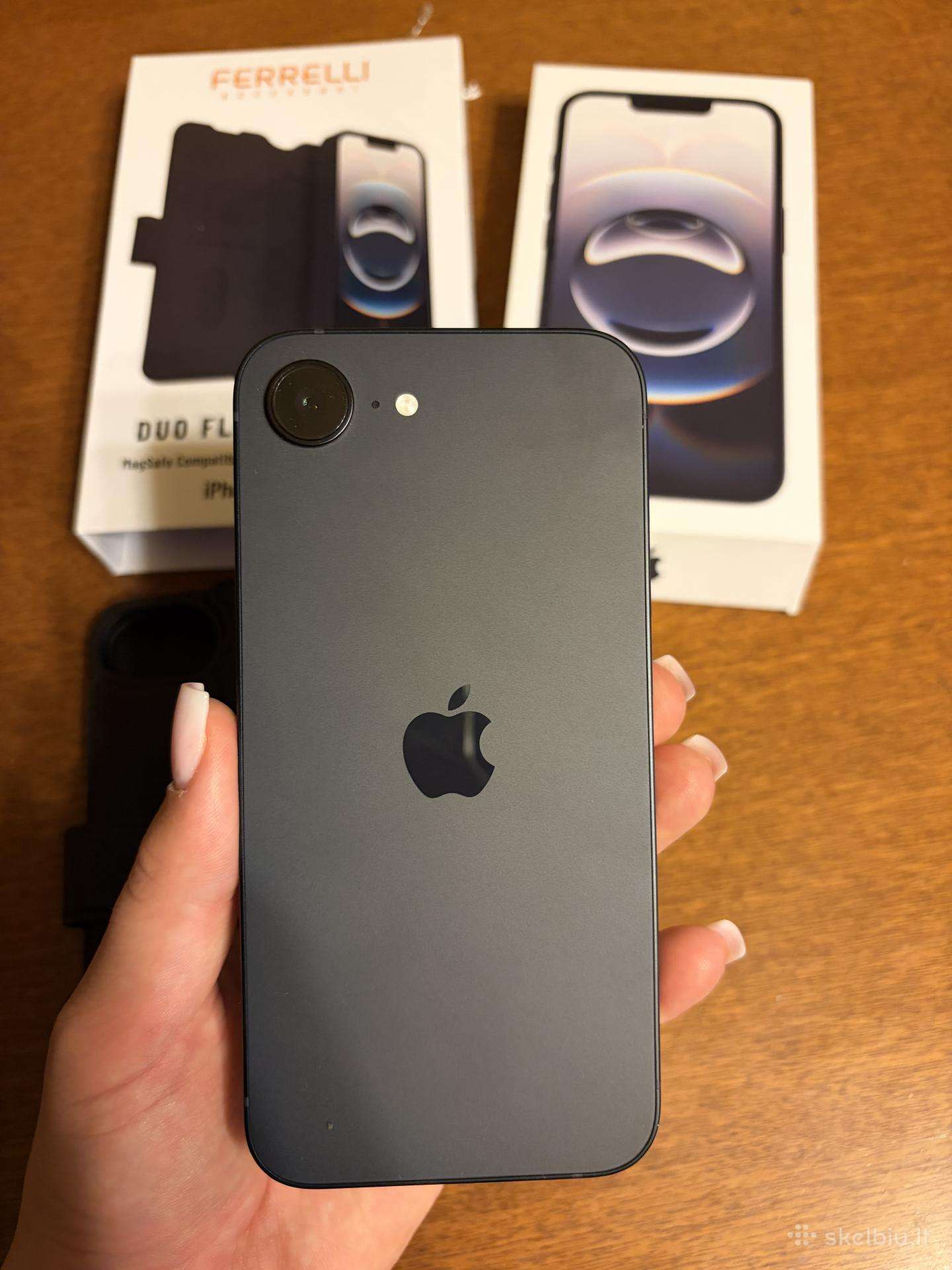 iPhone 16e naujas