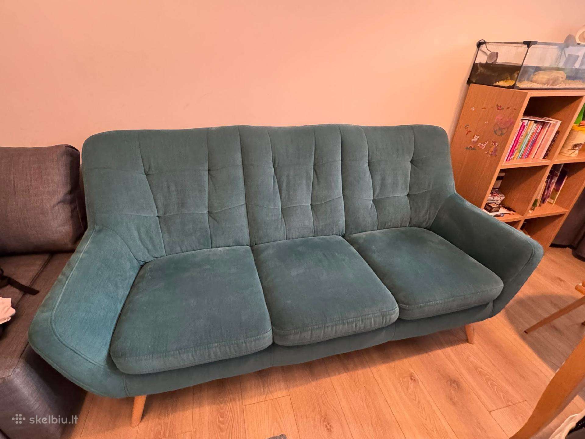 Trivietė sofa