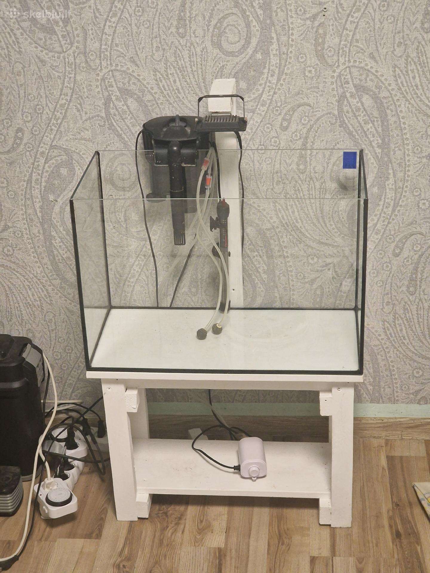Akvariumas 70l