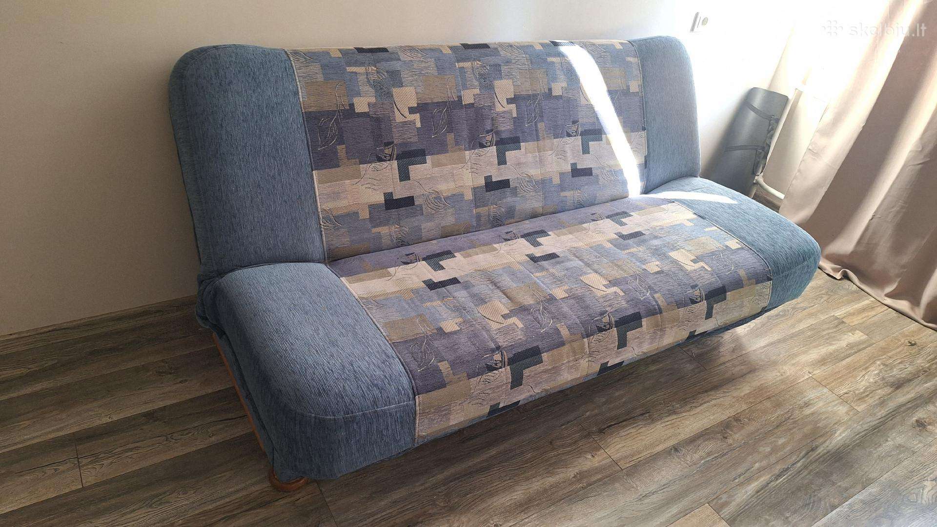 Dvigulė sofa