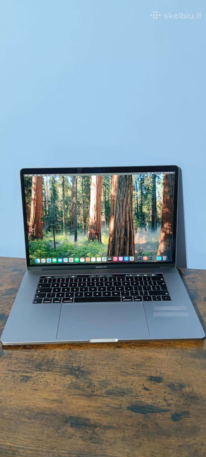 MacBook Pro 2018 15, i7, 32gb RAM, 512gb SSD