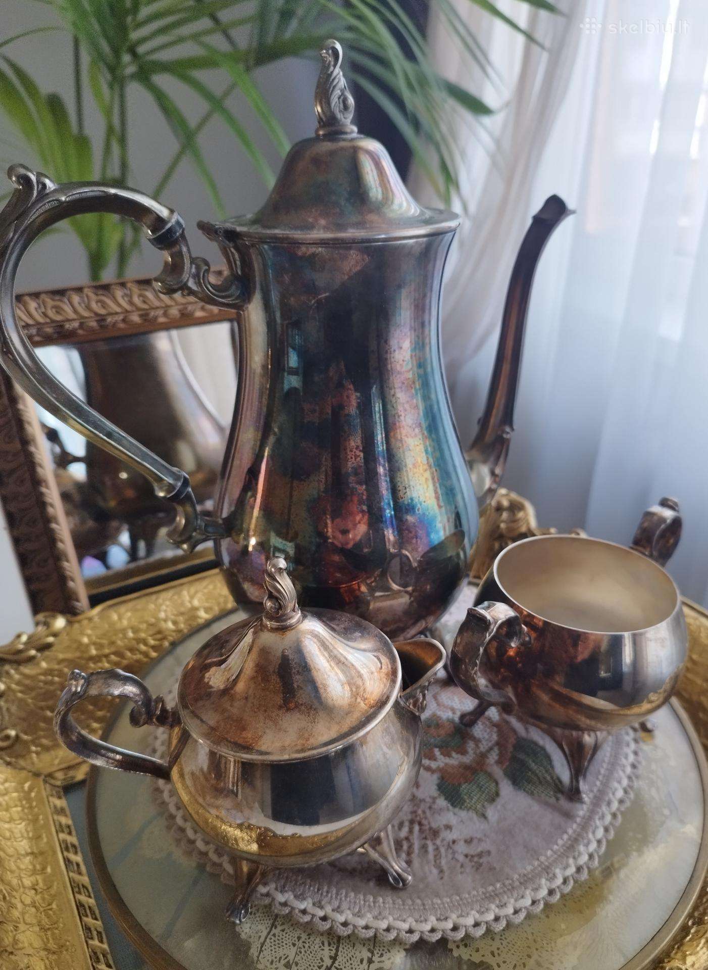 Vintažinis Oneida Silversmiths rinkinys