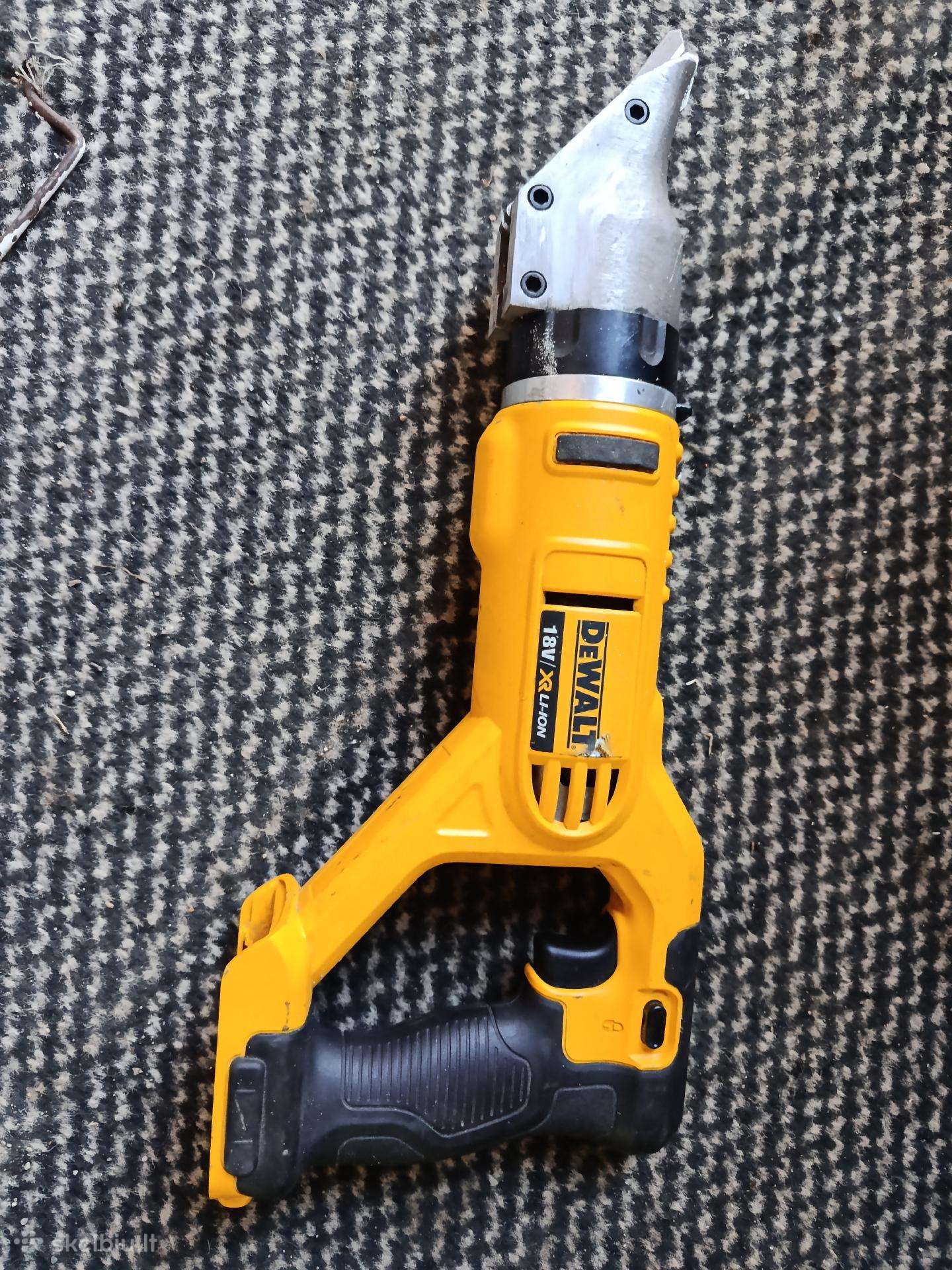 Akum. skardos kirpimo žirklės Dewalt Dcs491