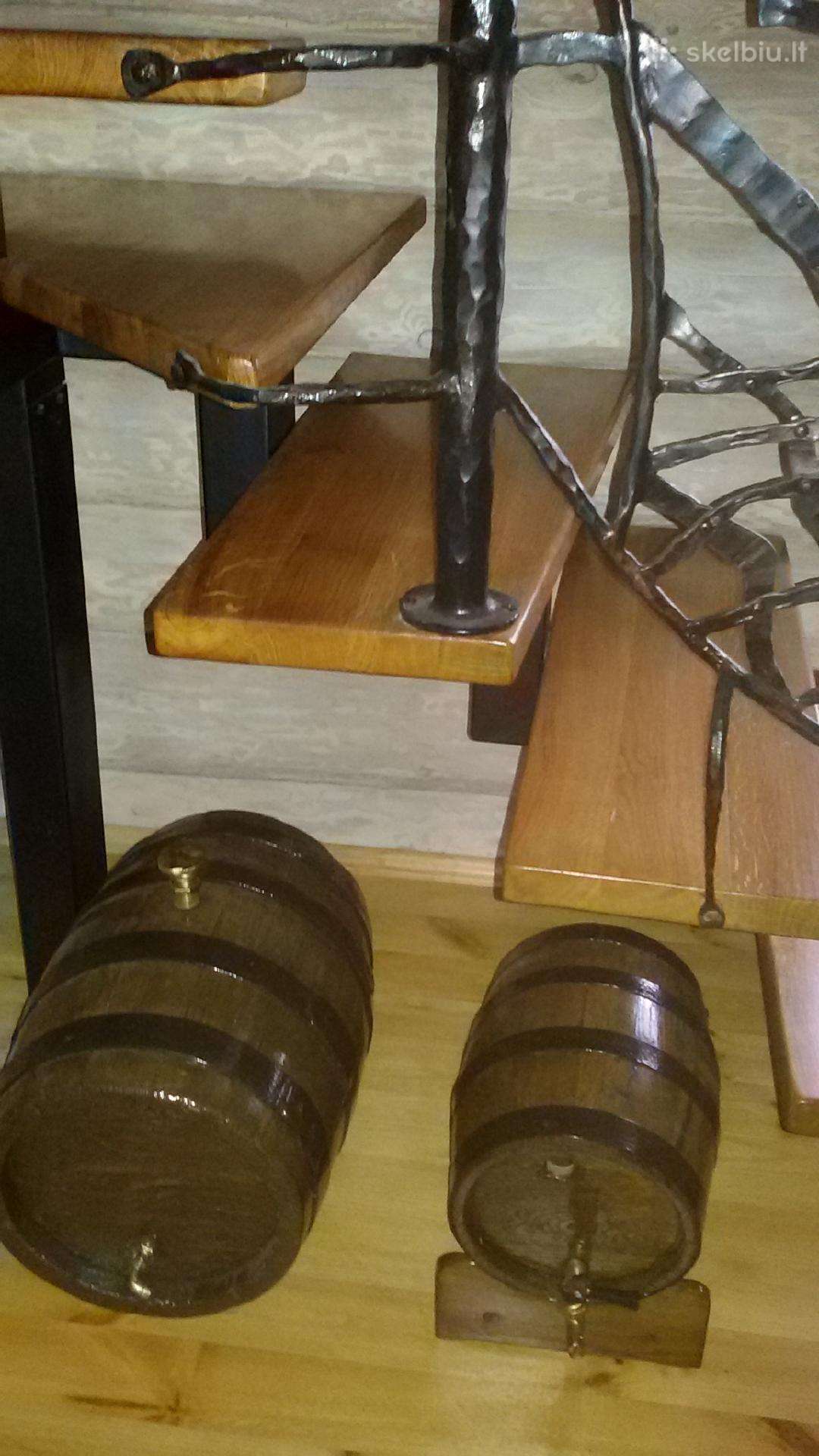 Dvi naujos restauruotos ąžuolinės bačkutės