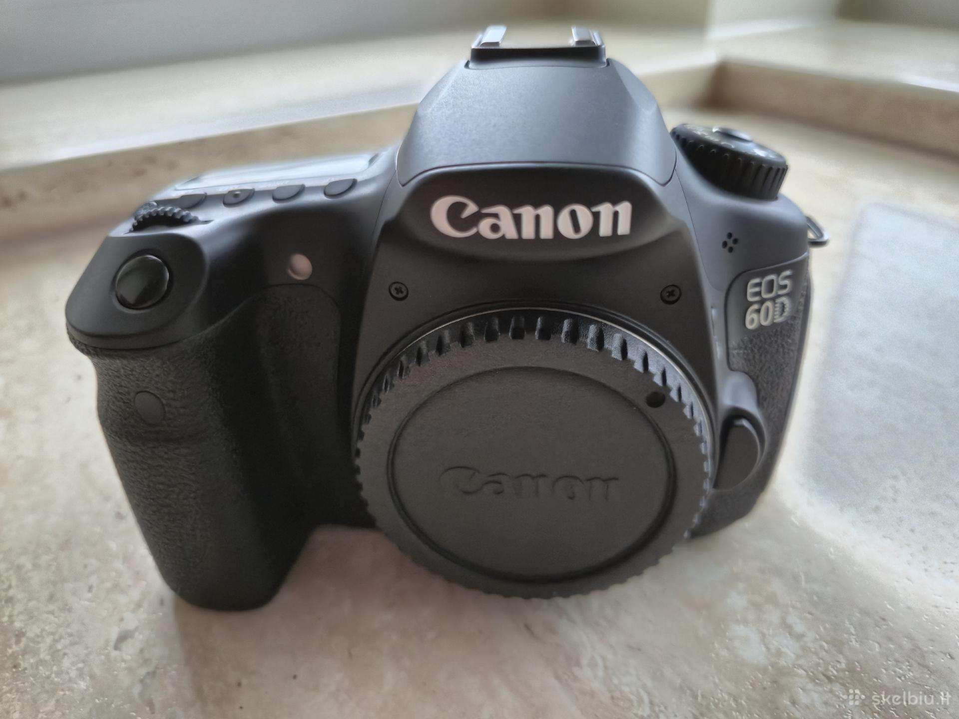 Canon EOS 60 D labai mažai naudotas