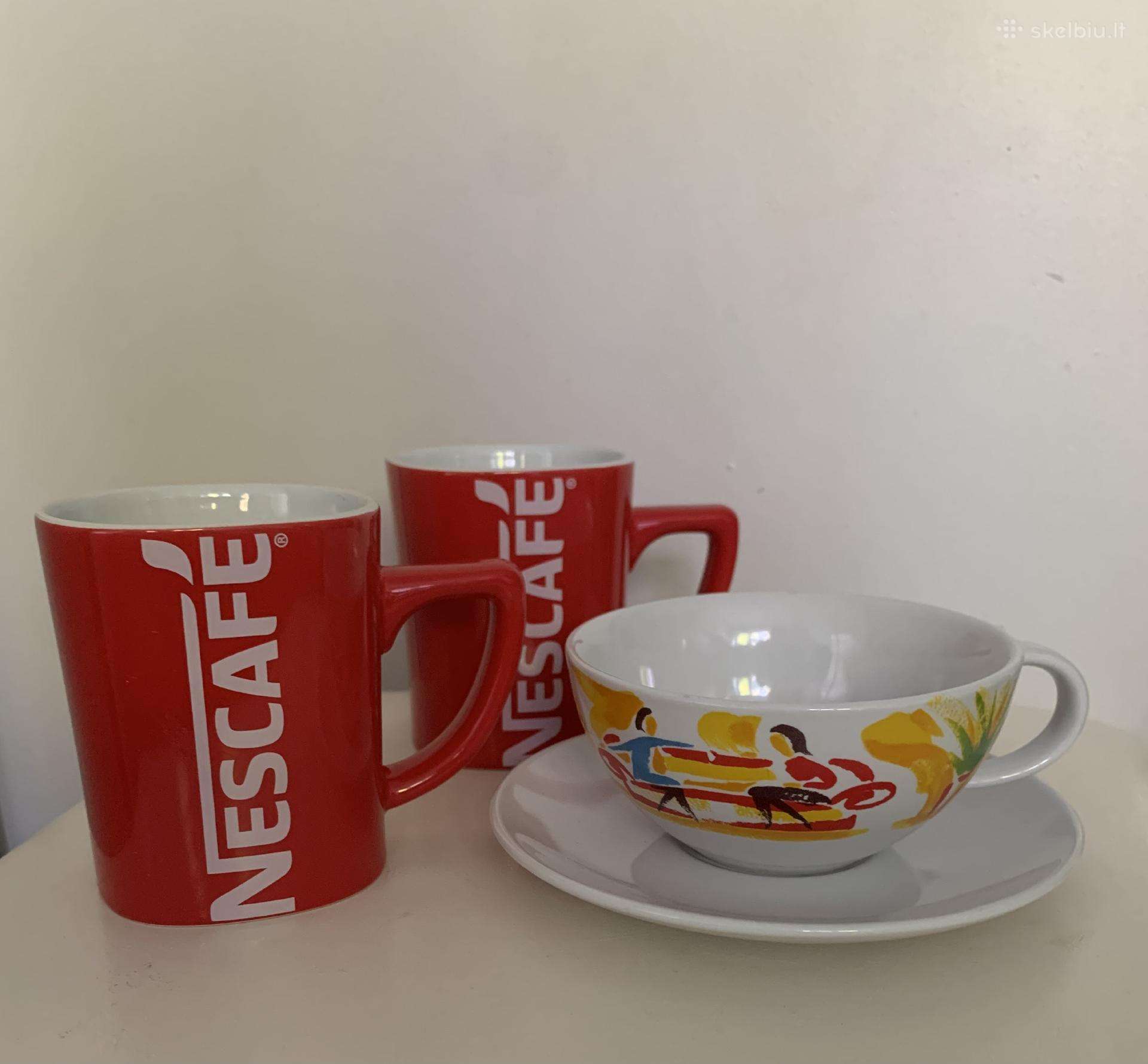 Nescafe puodukai