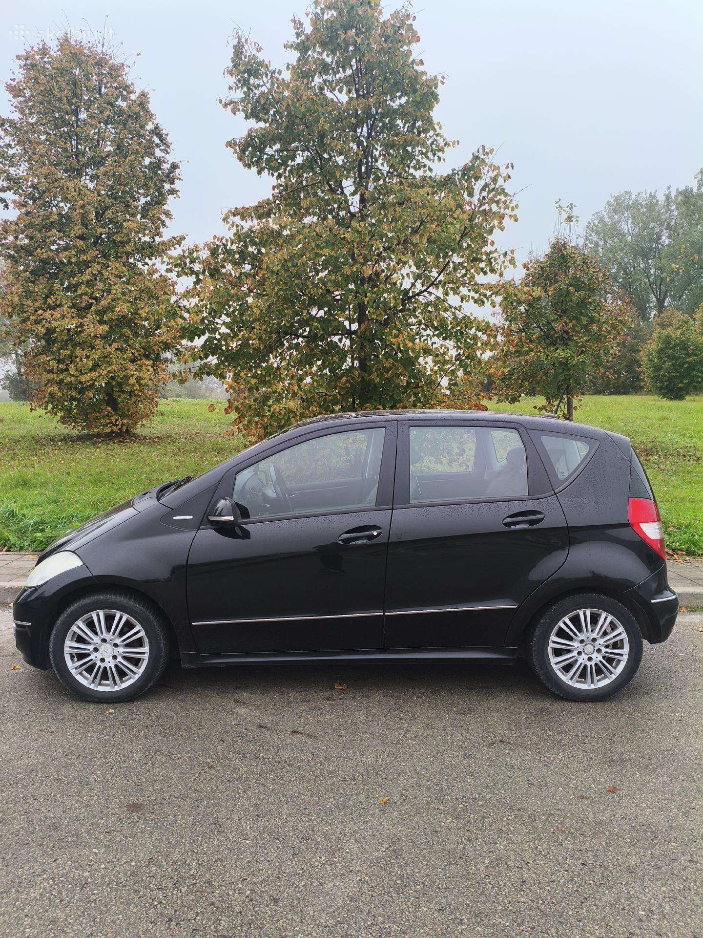Mercedes-benz A180