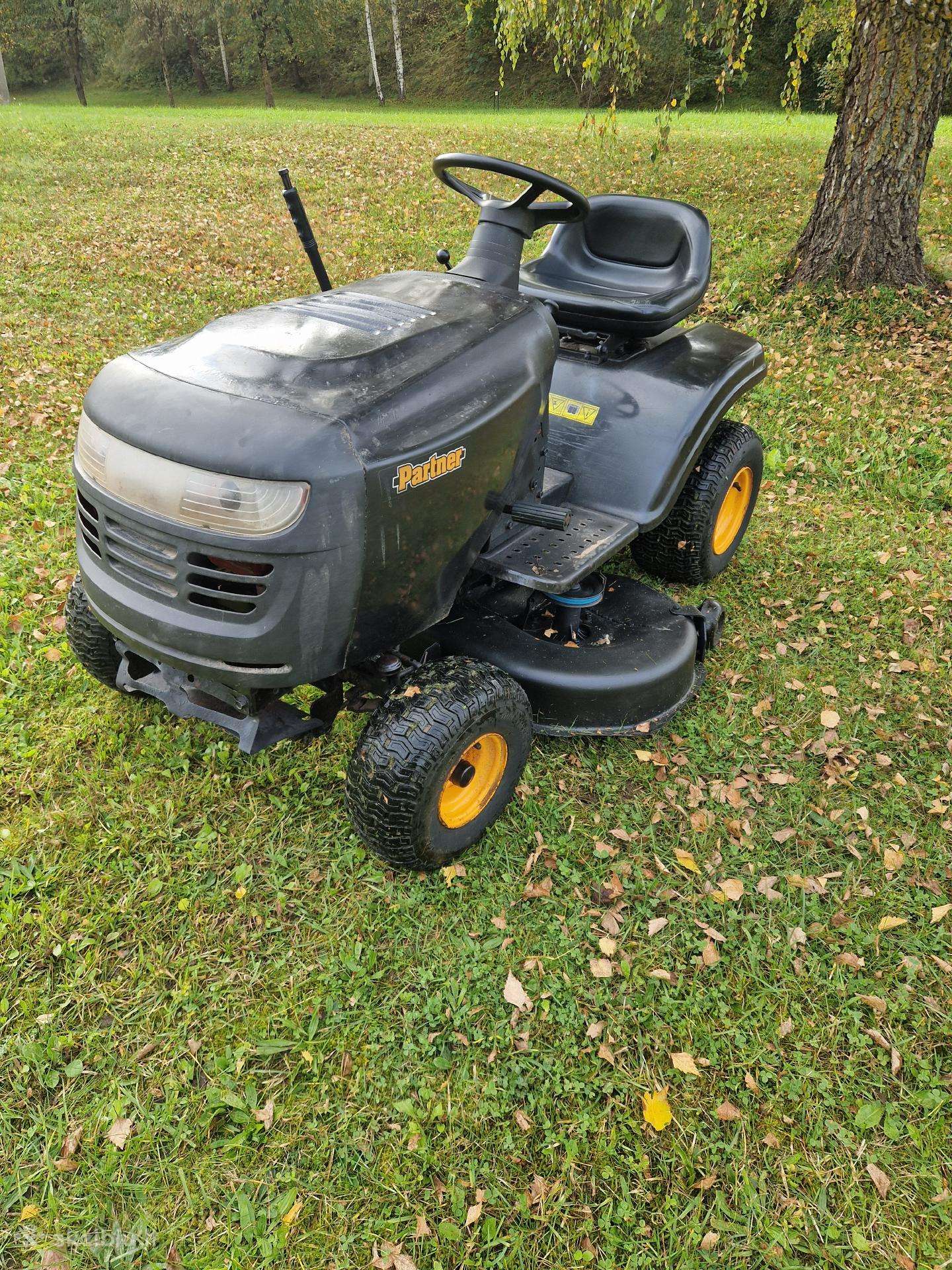 Sodo traktoriukas partner ( husqvarna, jonsered)