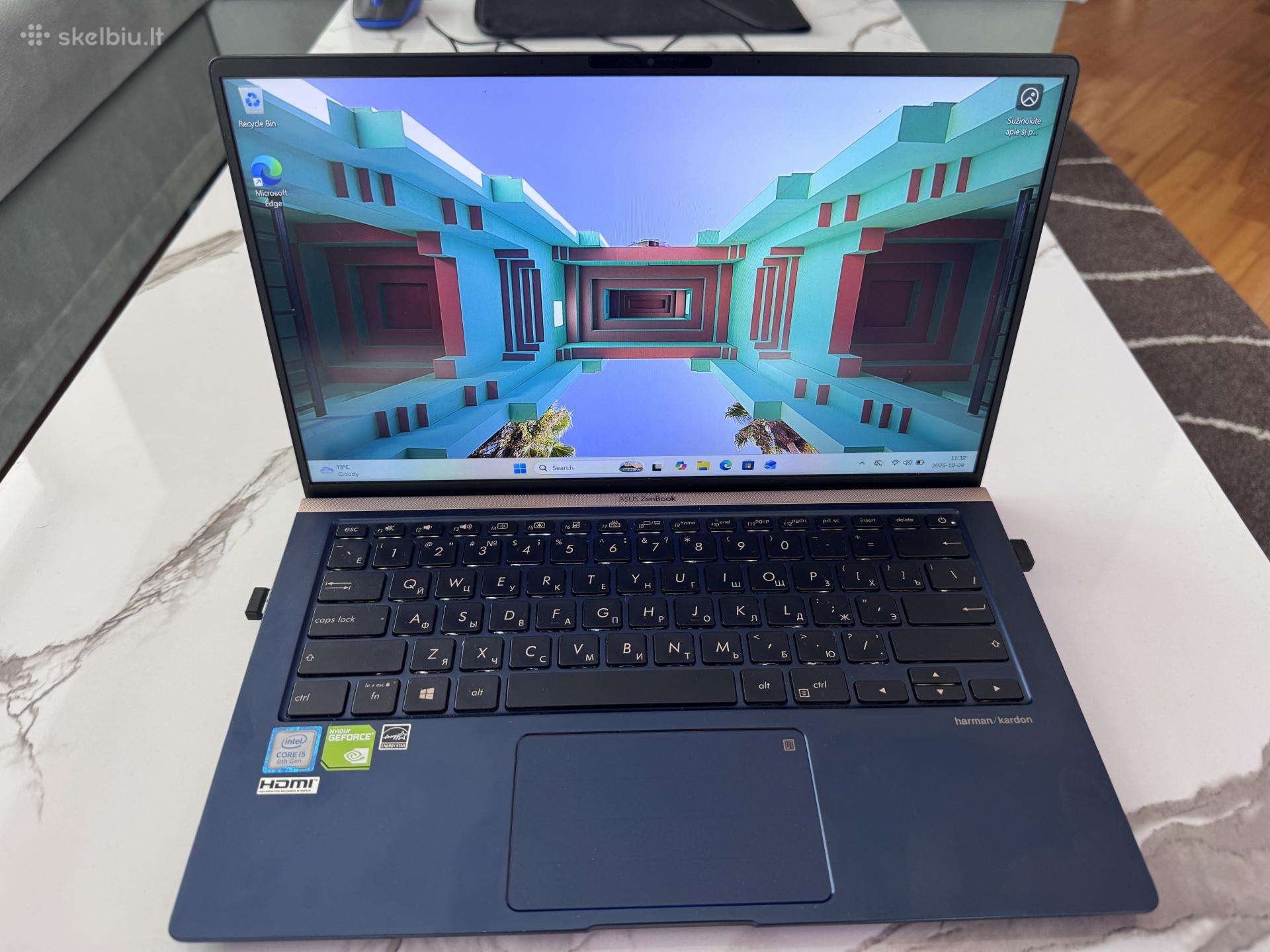 Asus Ux433f nešiojamas kompiuteris