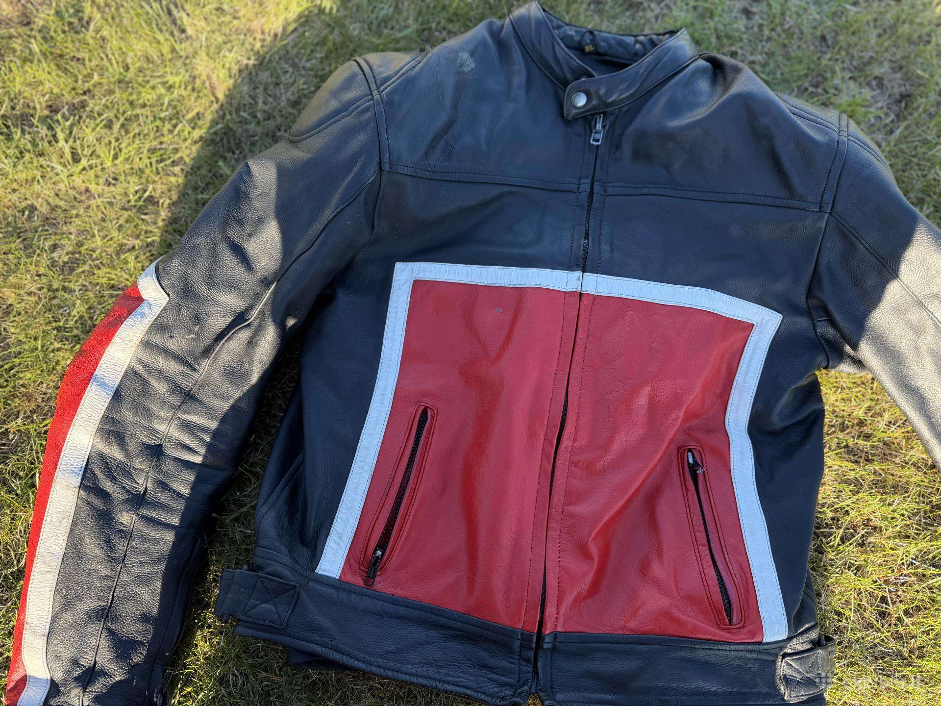 Moto odinė apranga
