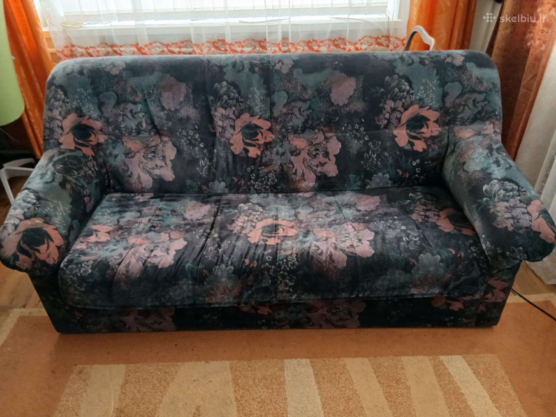 Dovanojama sofa-lova