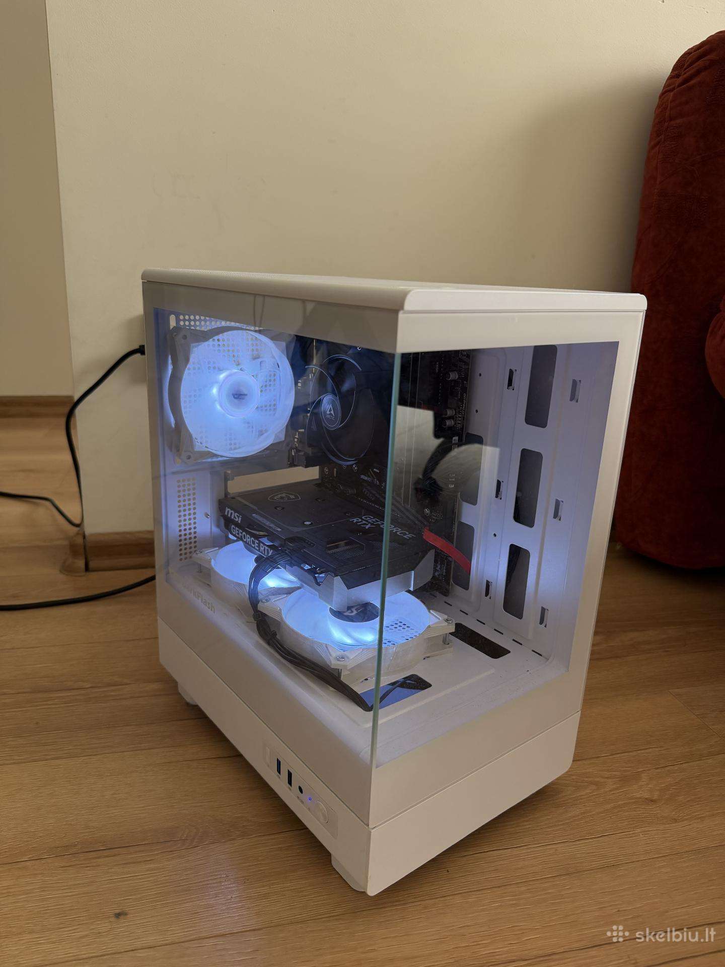 Ryzen 5500, 16gb RAM, 5060 8gb