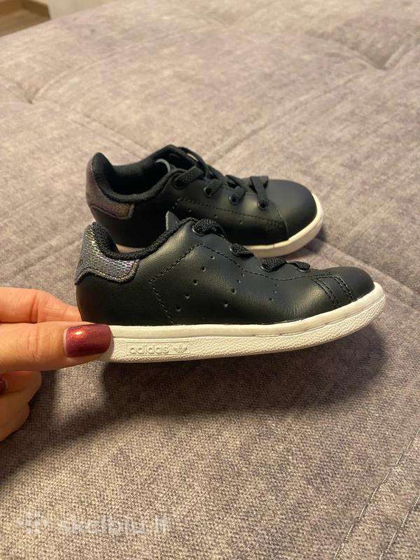 Adidas vaikiški batukai