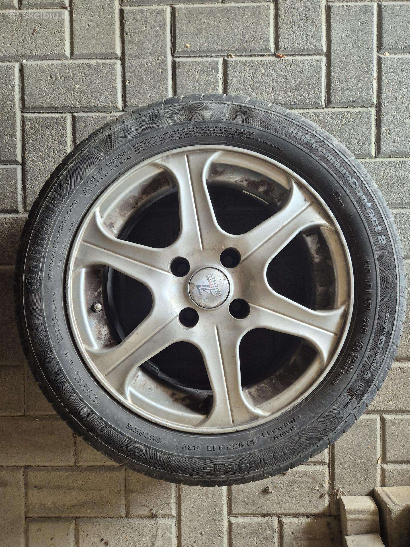 Ratai 195/55 R15