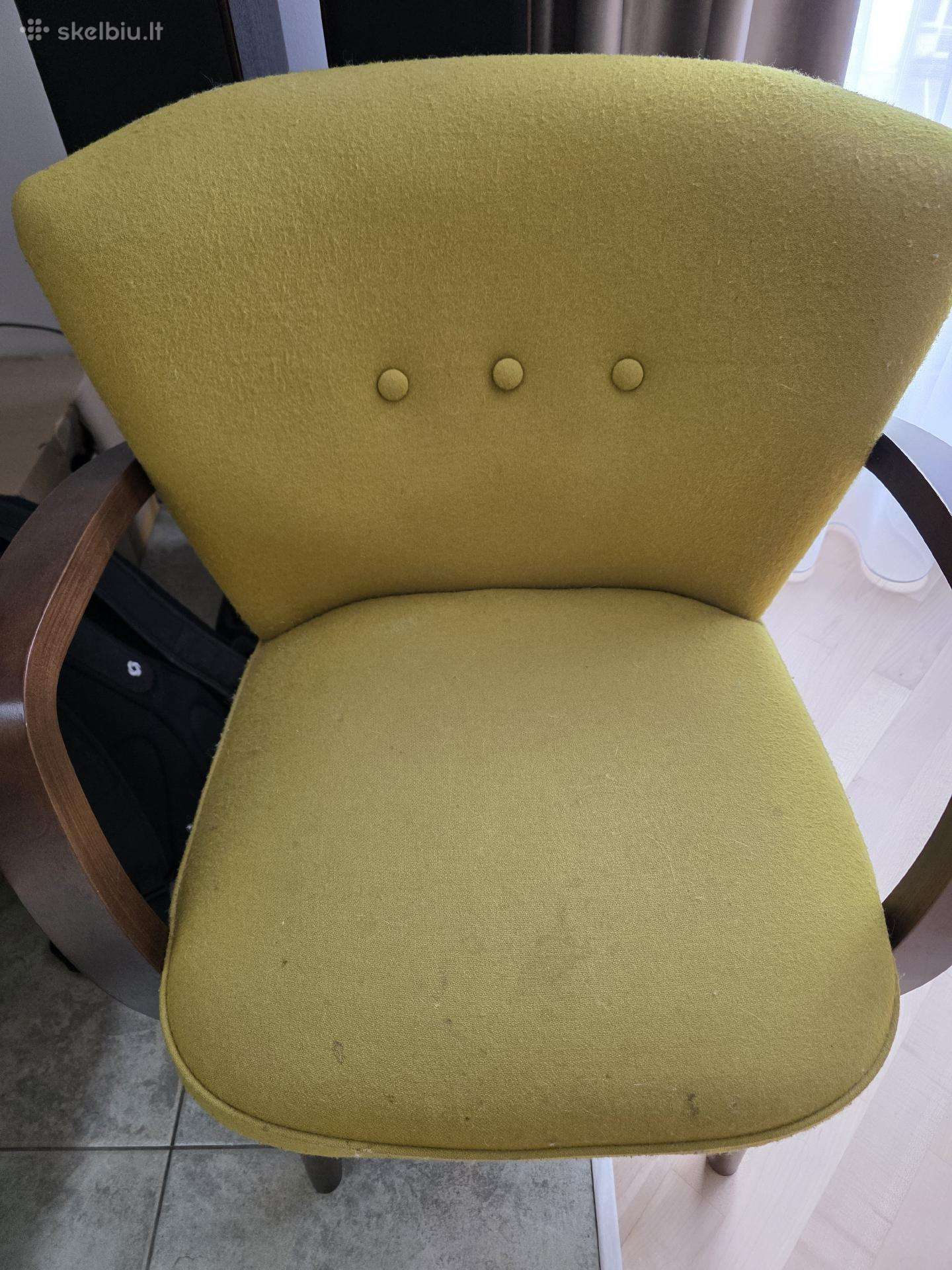Foteliukai su kavos staliuku