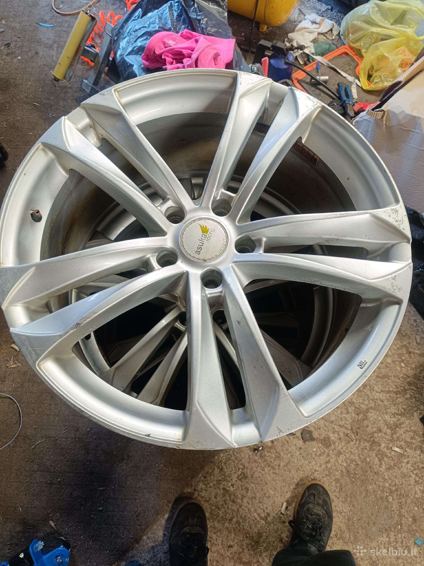 Lieti ratai nuo bmw