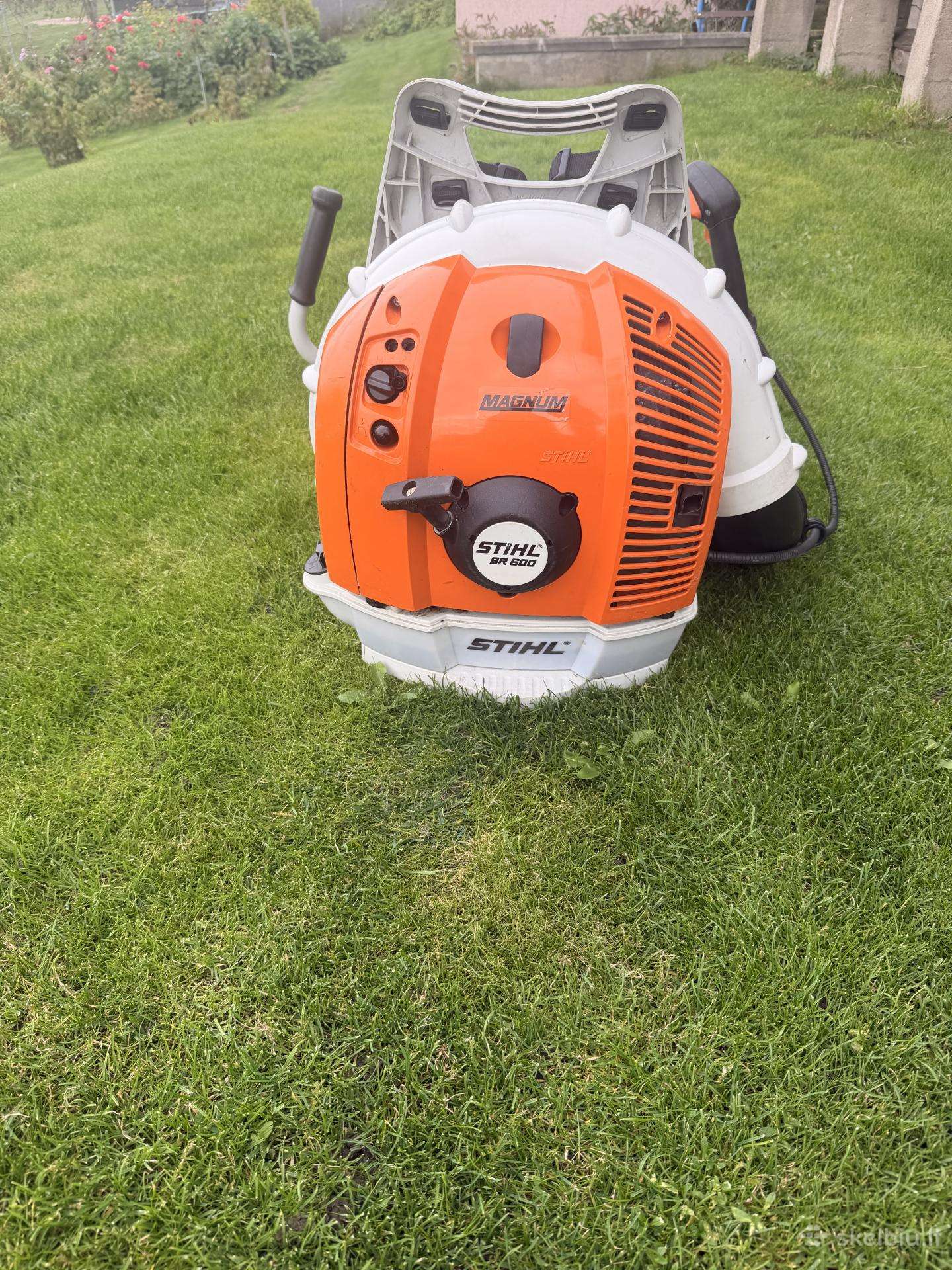 Stihl Br600 lapų pūstuvas