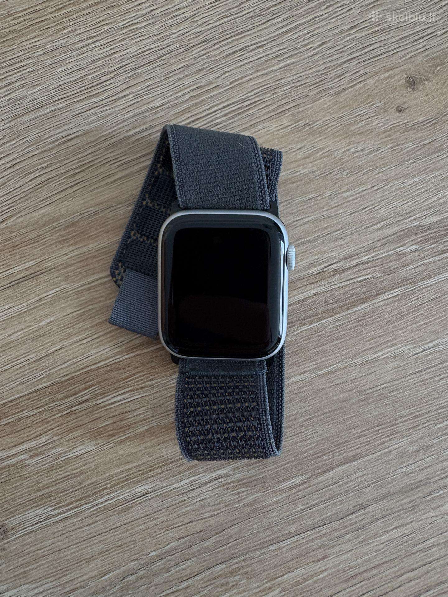 Apple watch series 5 44mm
