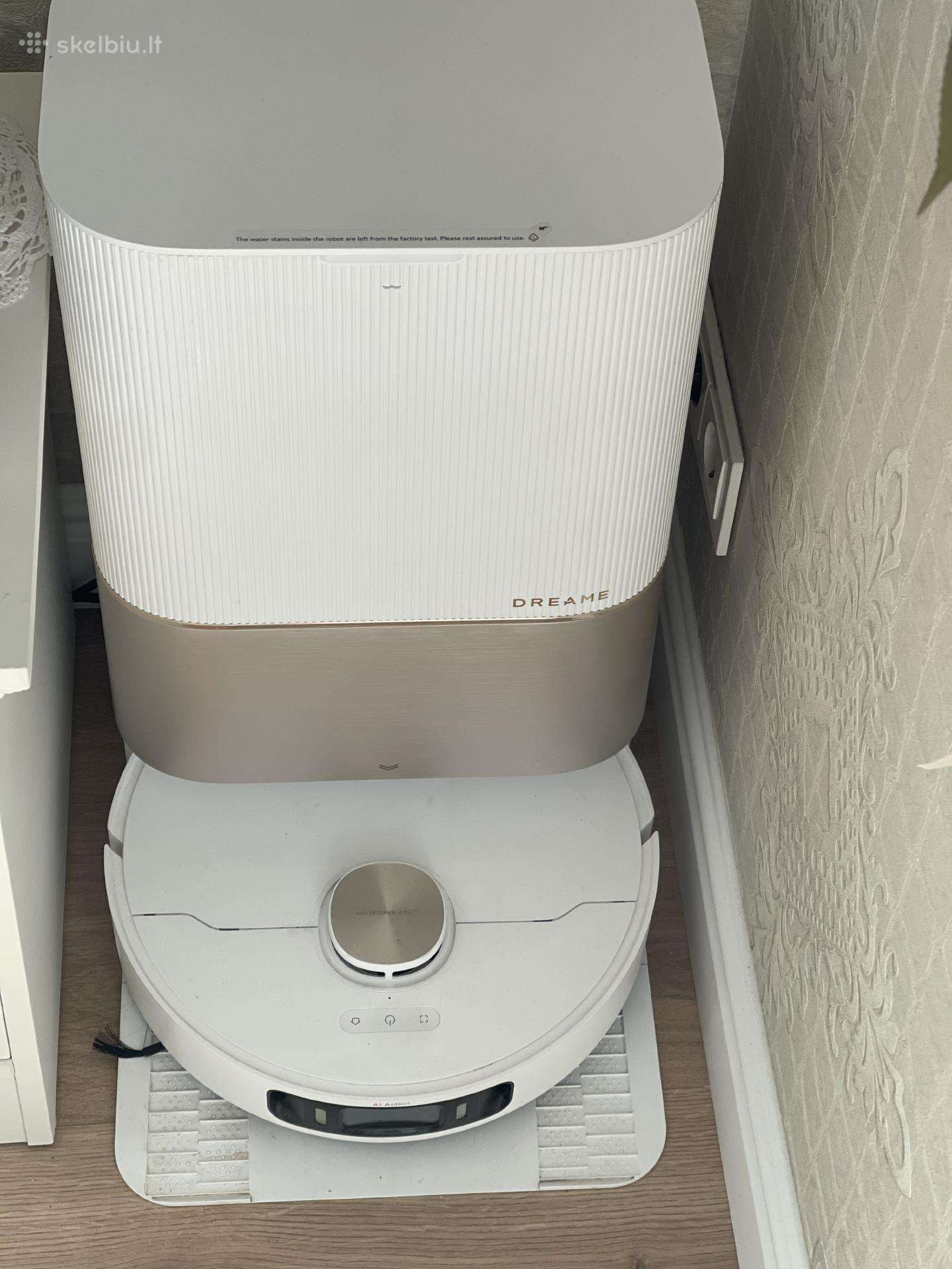 Dreame x30 plaunantis siurblys robotas