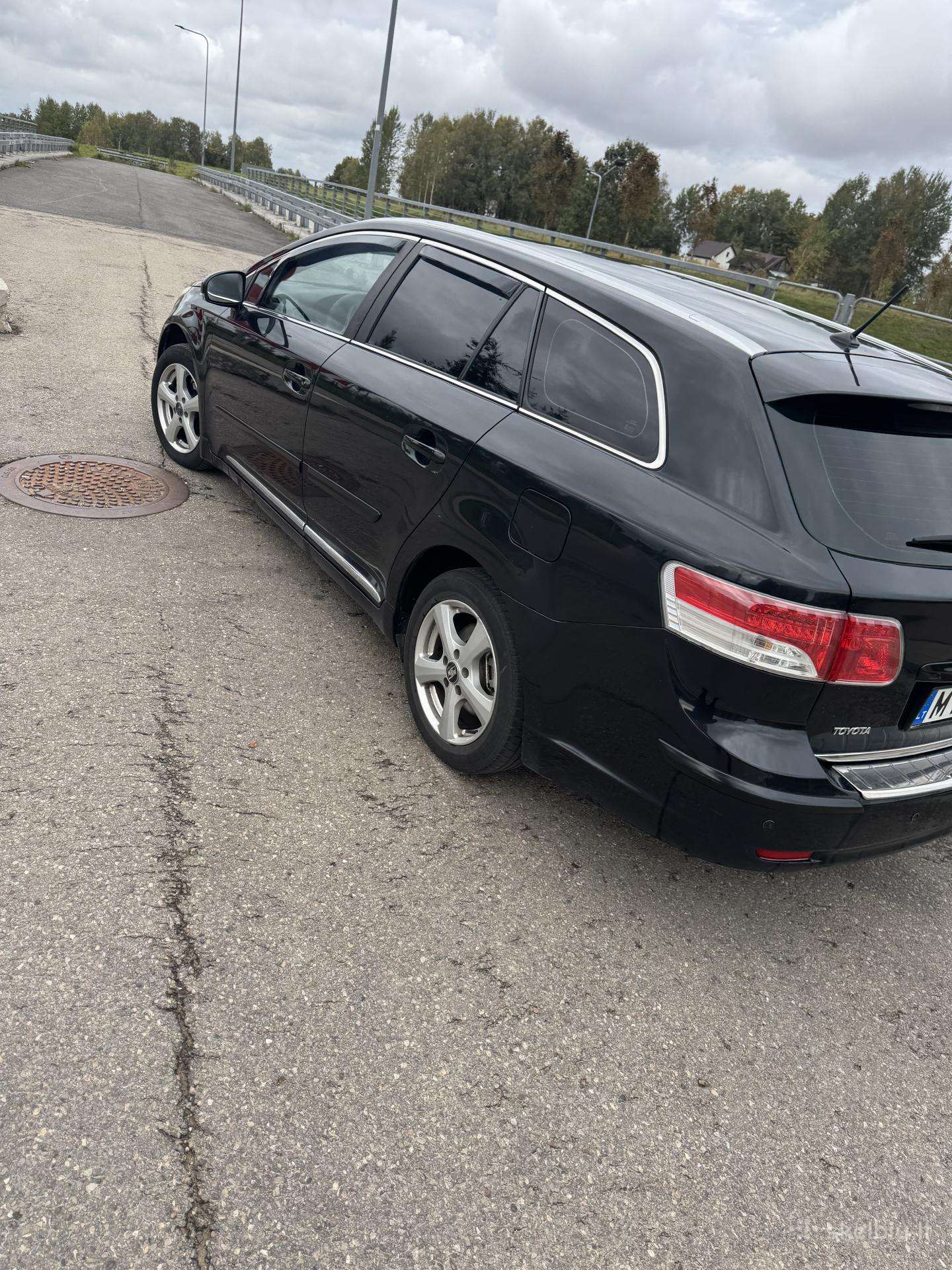 Toyota Avensis, 2.0 l., Универсал