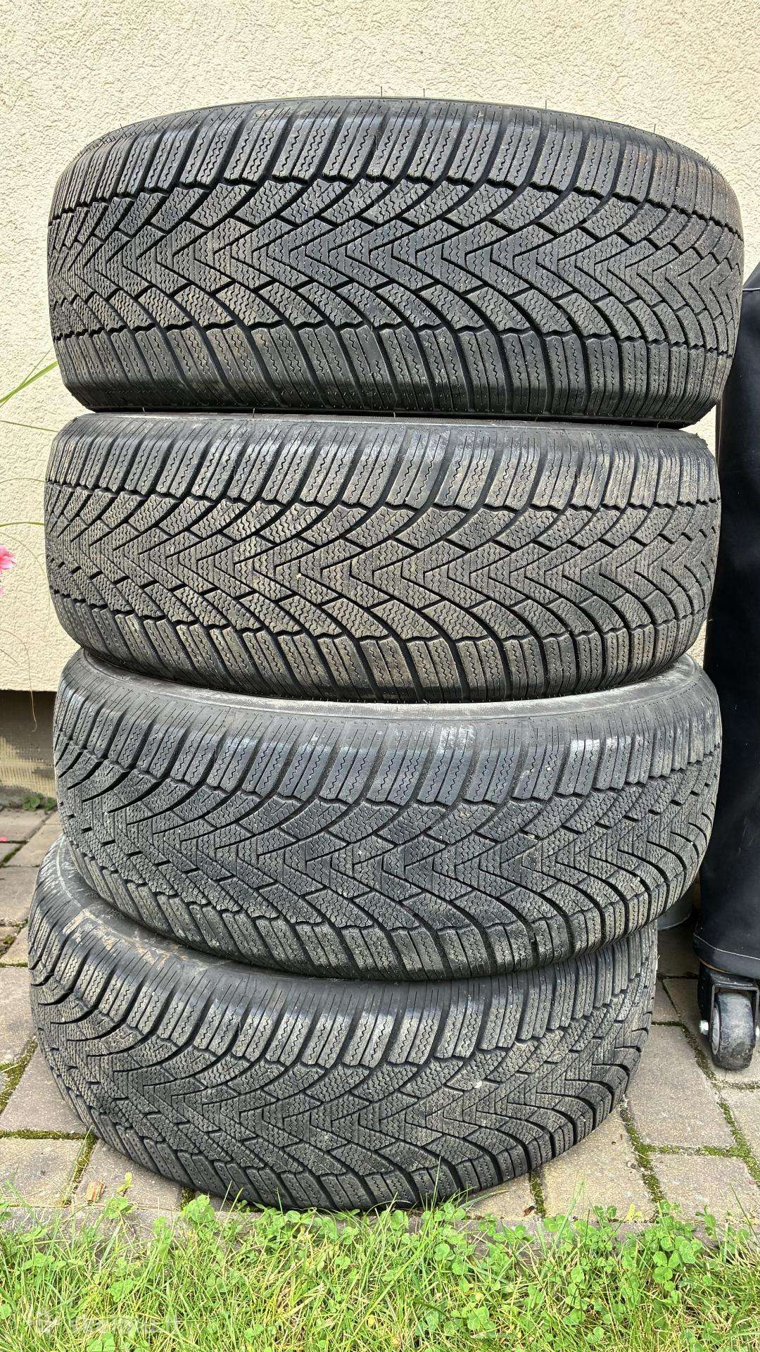 Zmax Winterhawke I 215/55 R17 98v XL žieminės