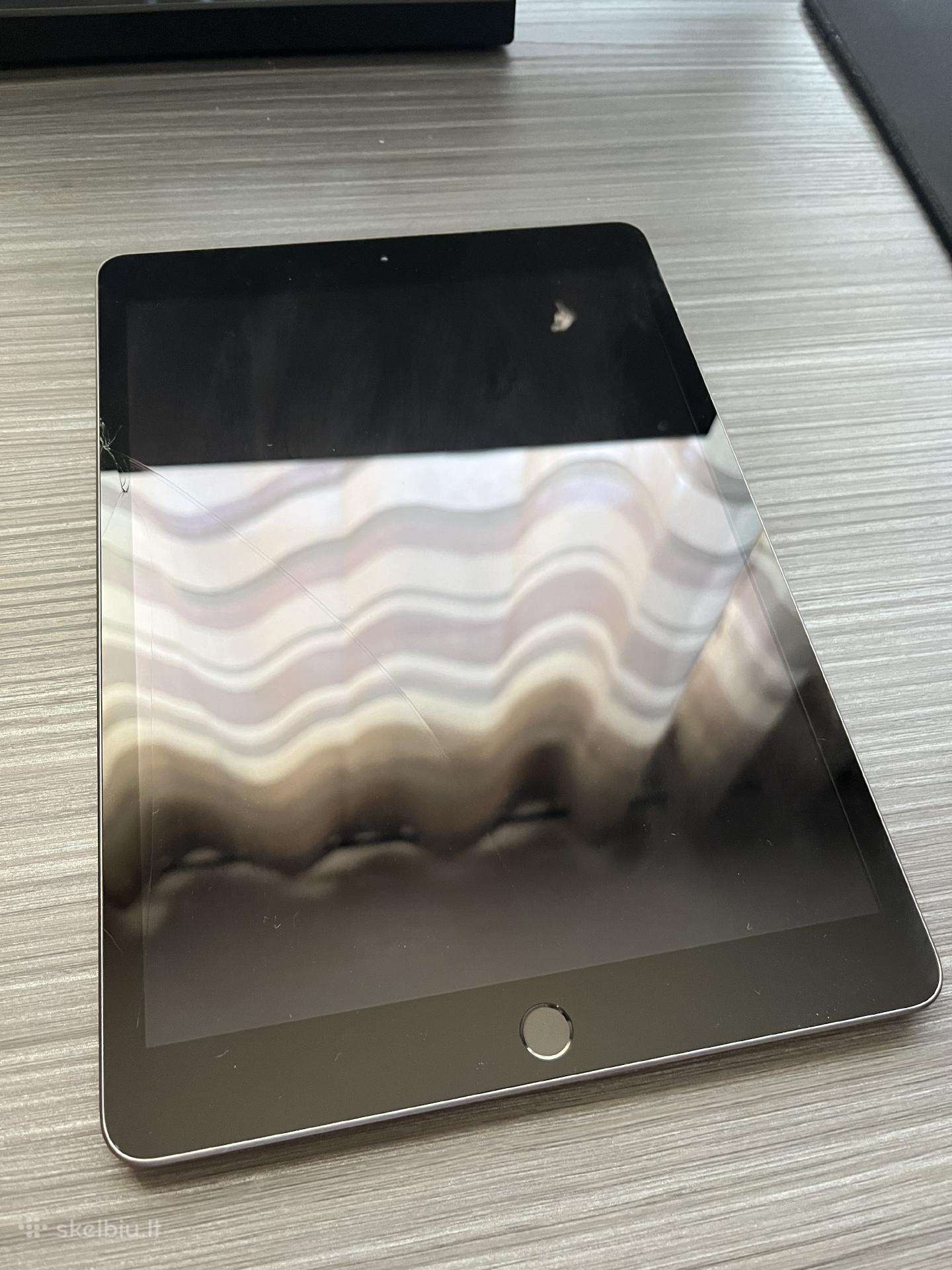 Apple iPad 7 kartos