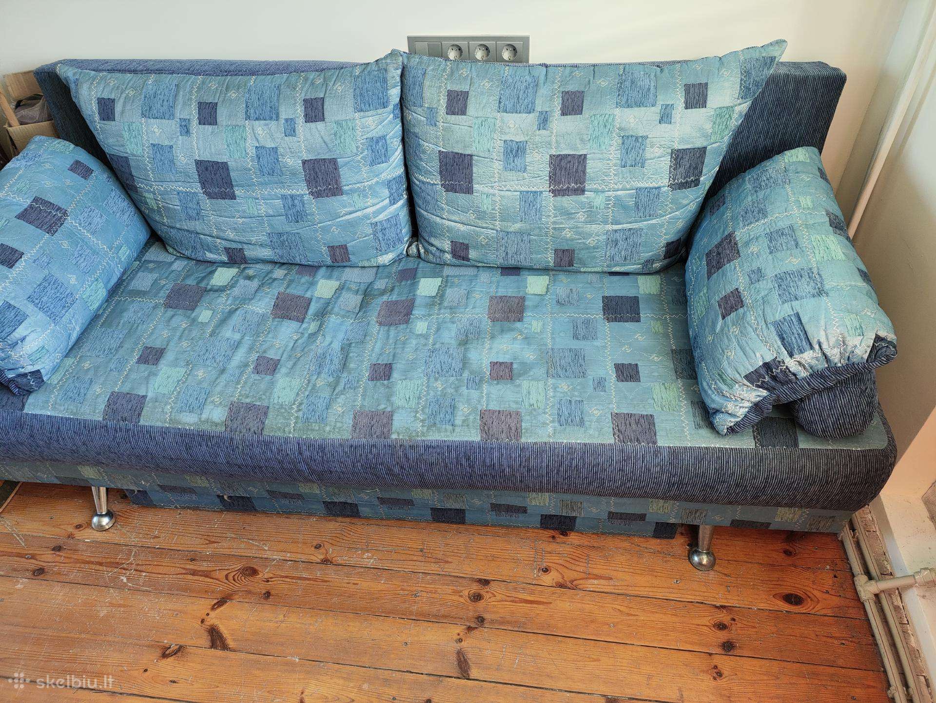 Dovanojama sofa-lova