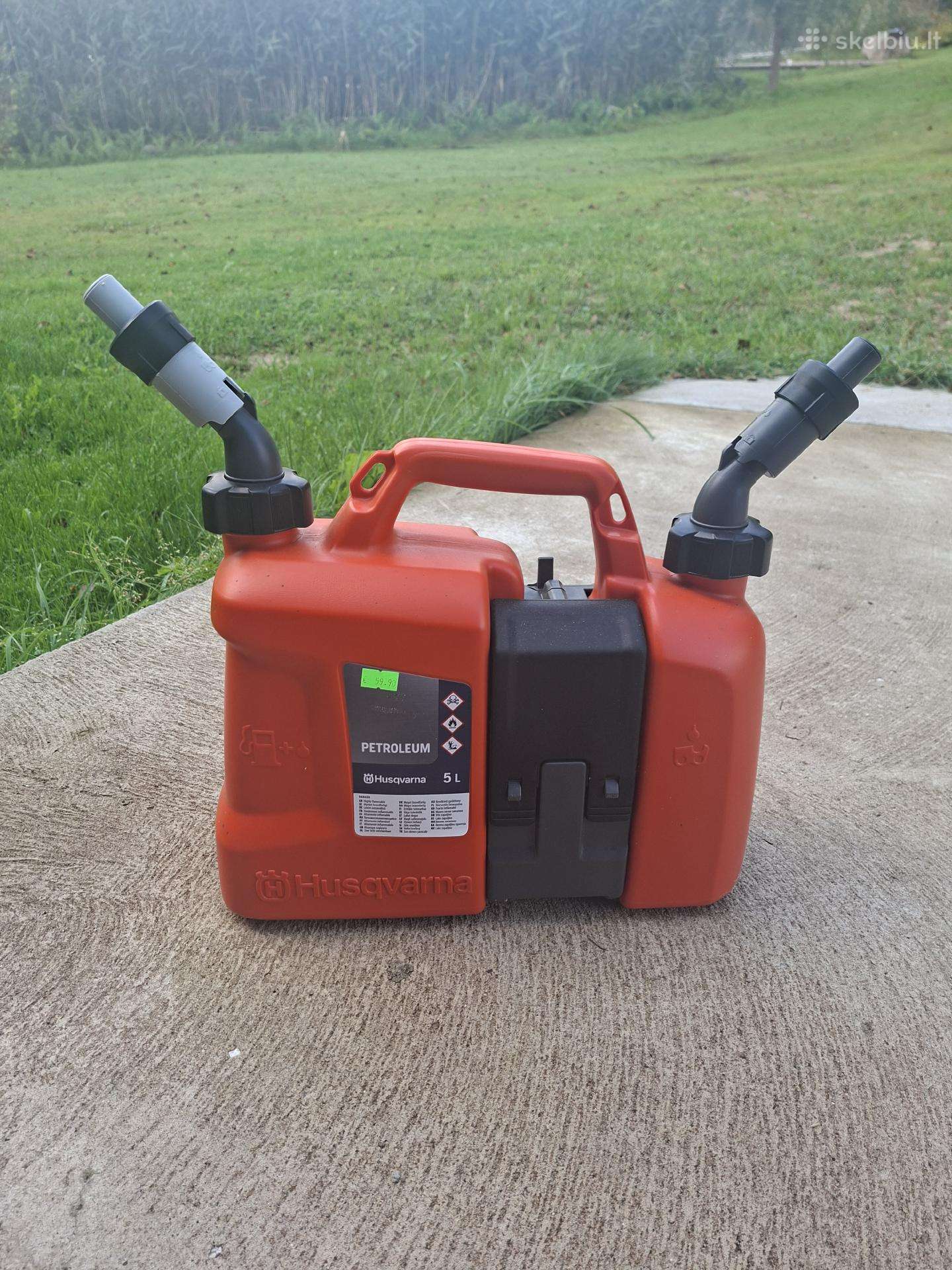 „husqvarna“ benzino ir alyvos talpa