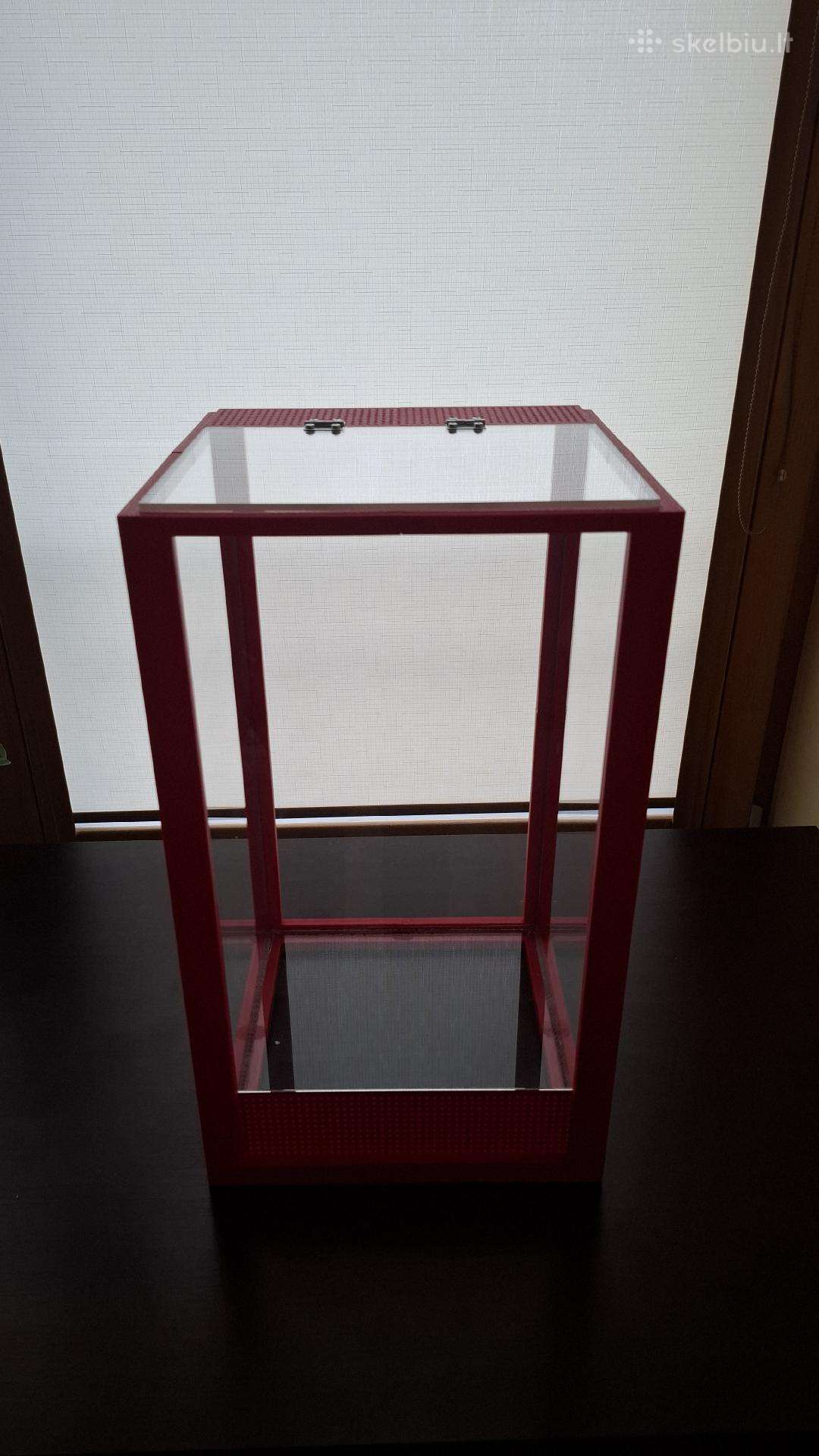 Terariumas 25x25x45cm (raudonas)