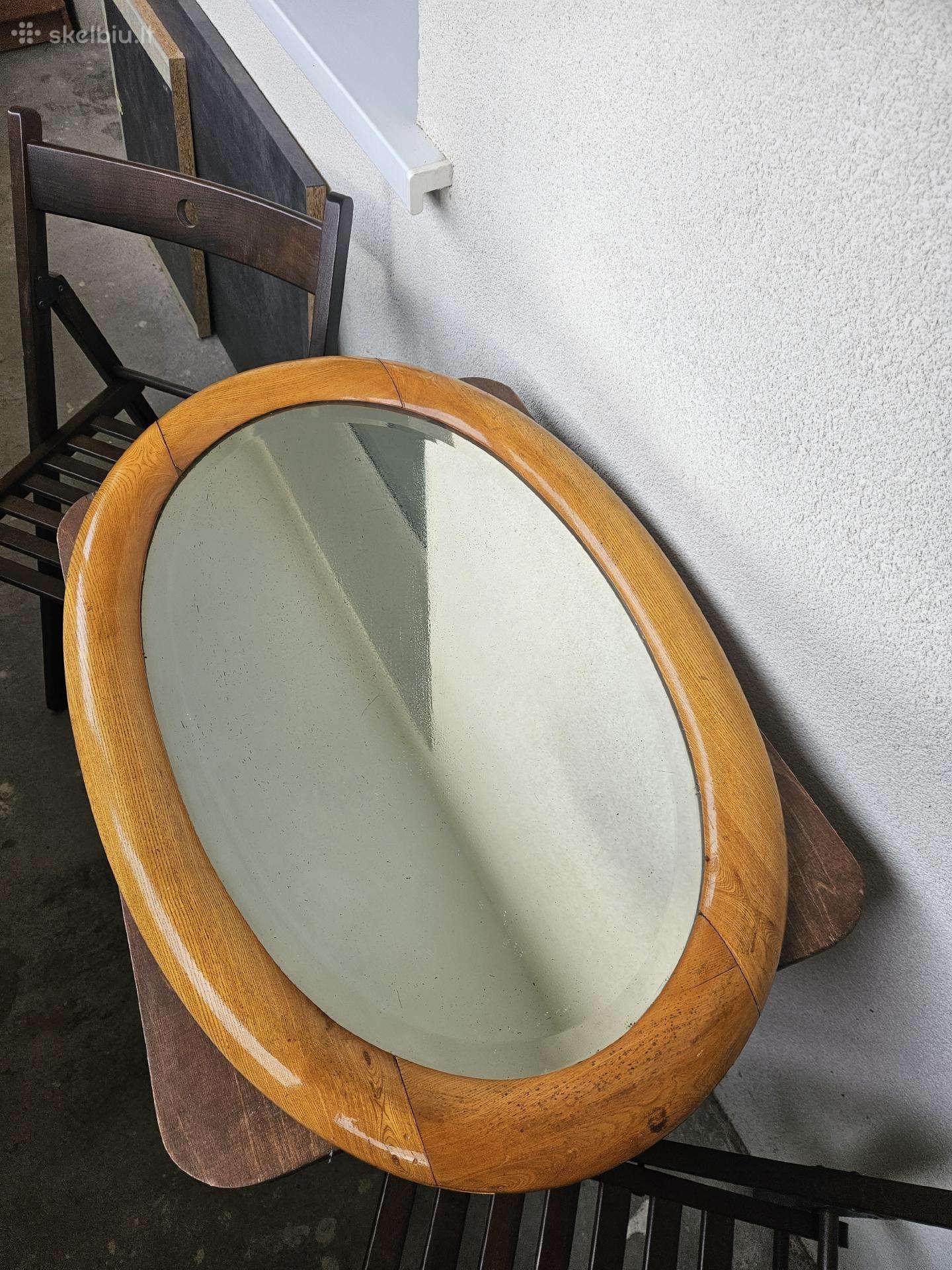Veidrodis su rėmu