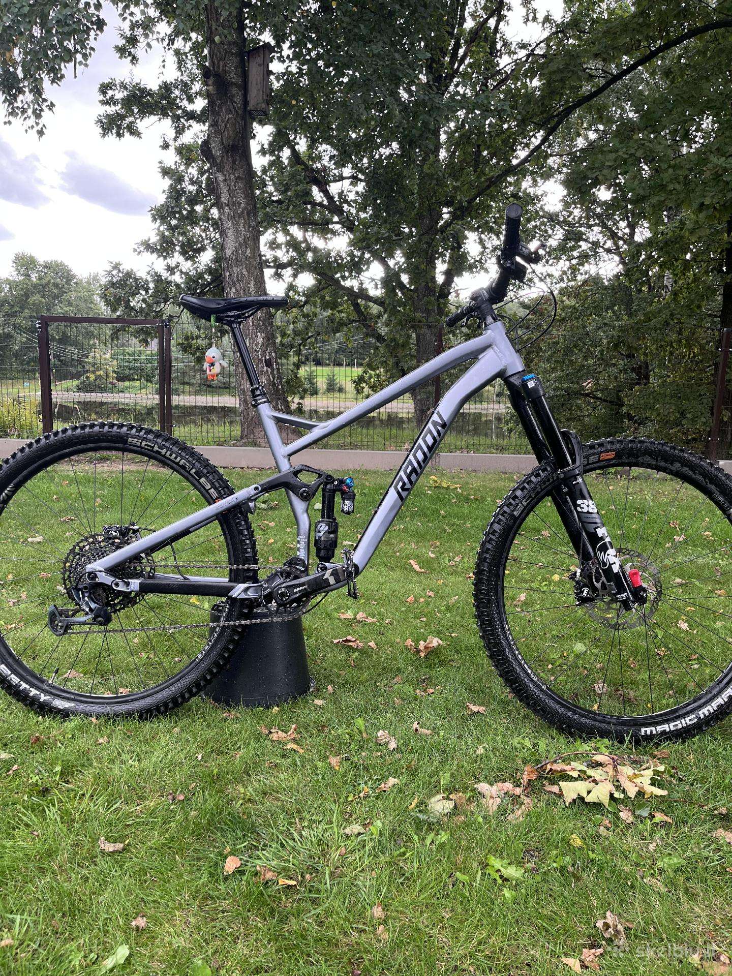 Full suspension dviratis Radon Swoop AL 8.0