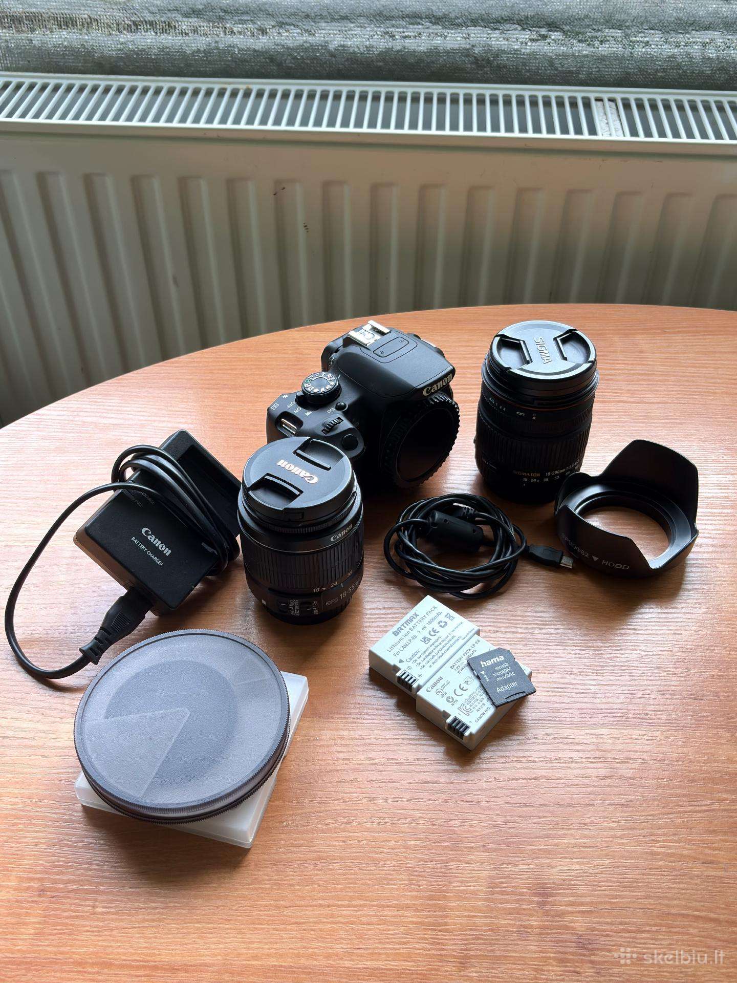 Canon EOS 700d fotoaparatas