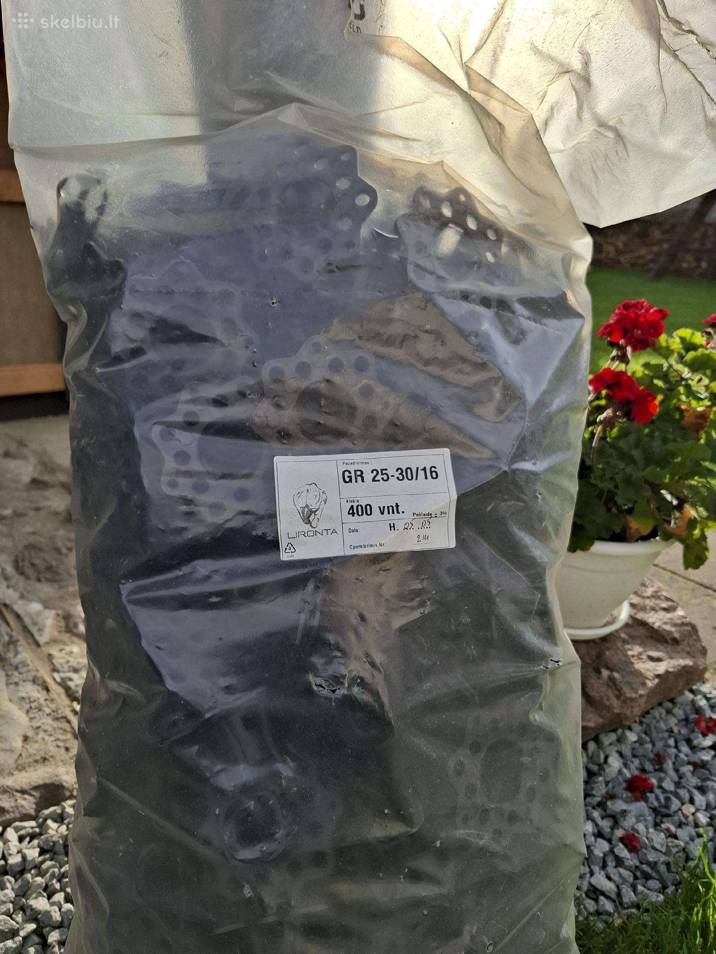 Armatūros fiksatoriai 400vnt.