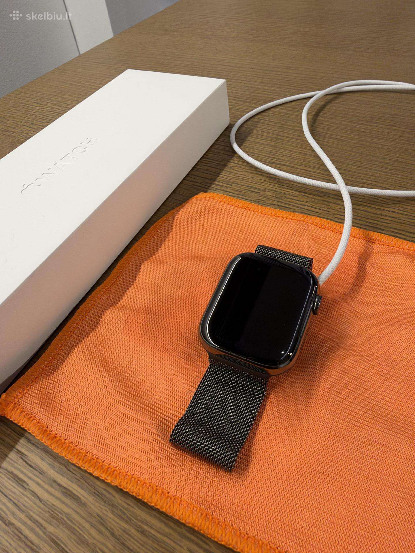 Apple Watch Series 9 45mm Graphite + Cellular