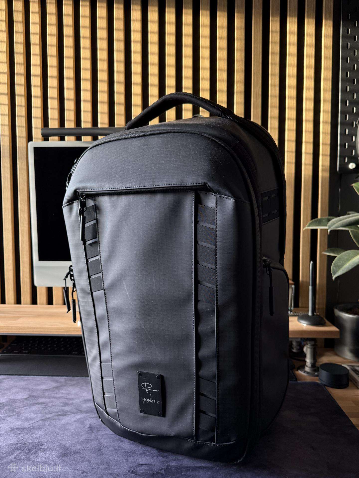 Gomatic 35l travel backpack