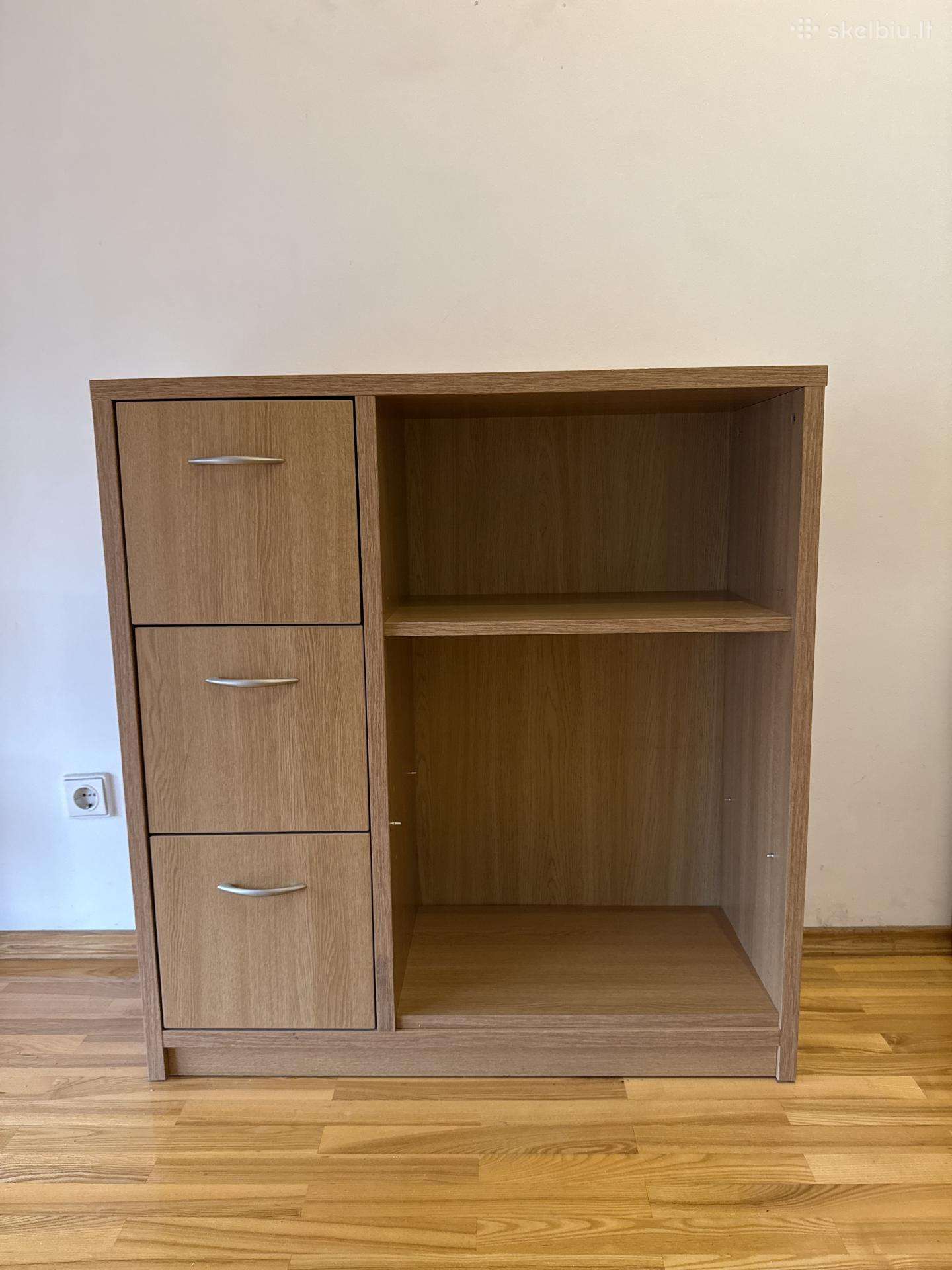 Komoda spintelė su stalčiais ir lentyna 90x95cm