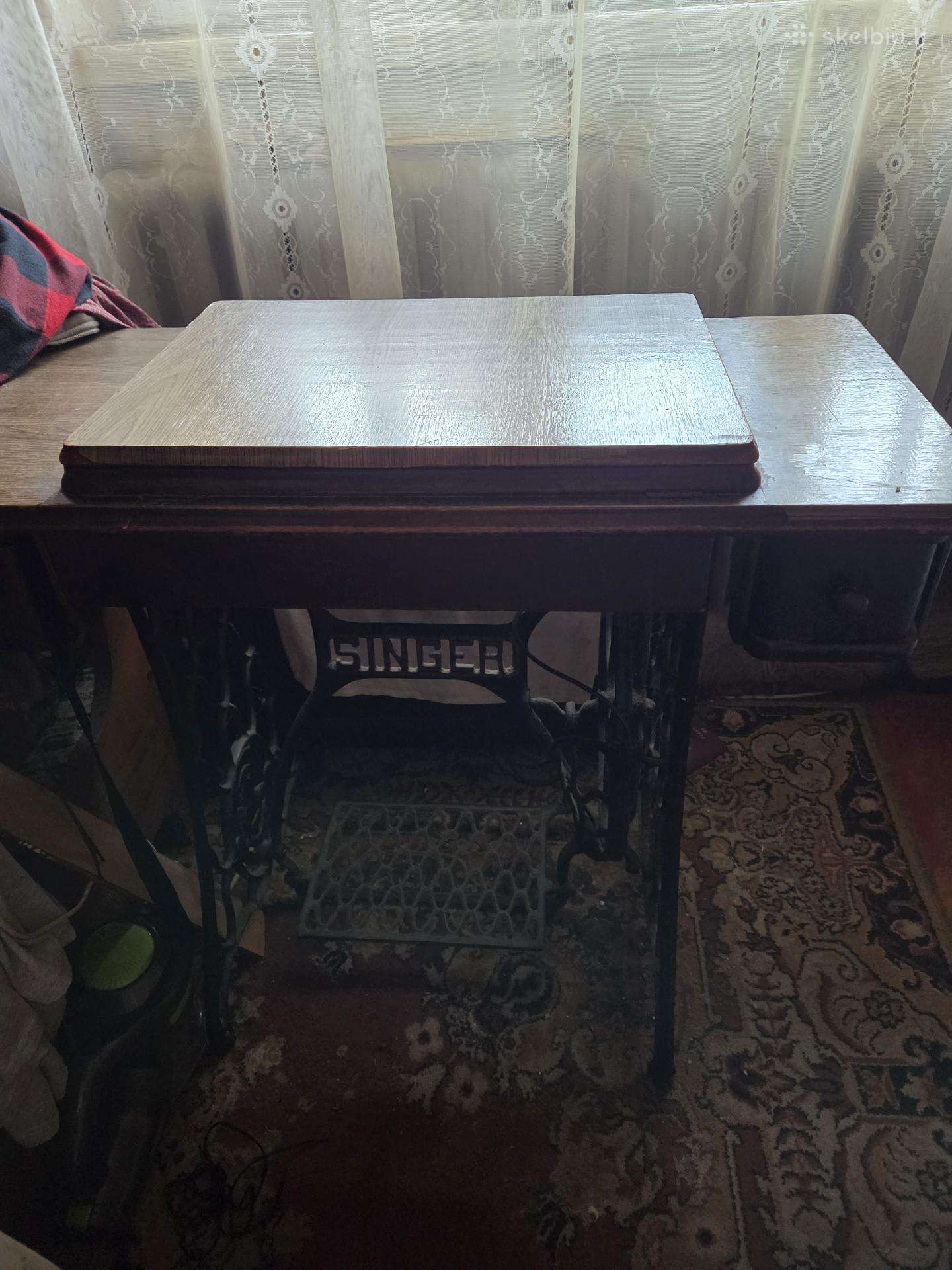 Parduodu siuvimo mašiną Singer