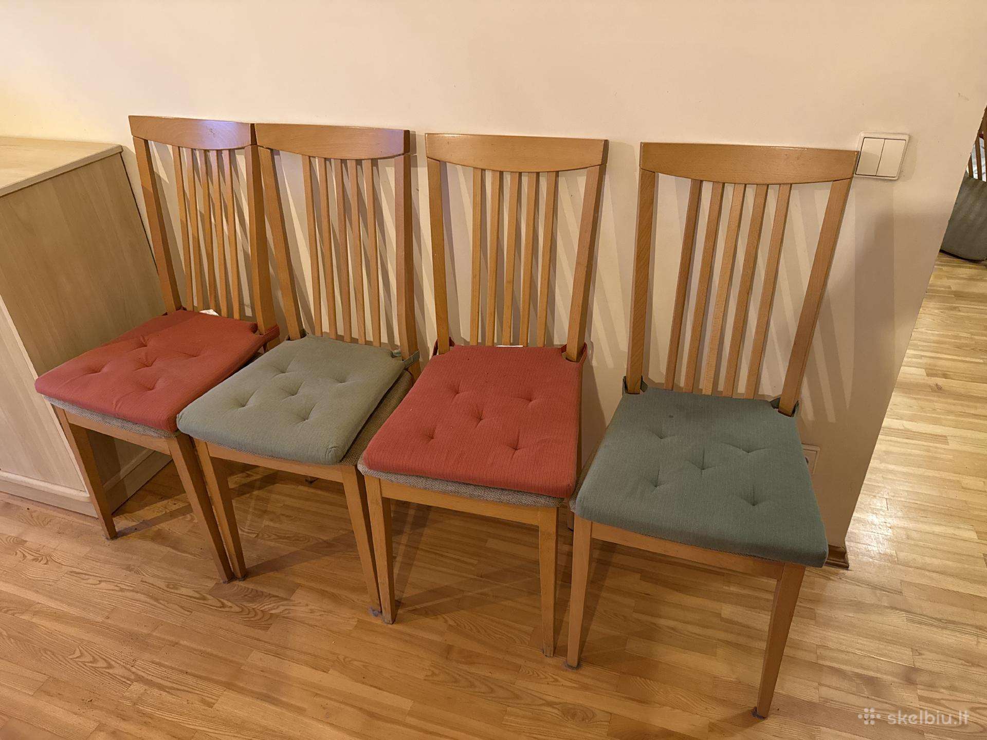 4 valgomojo kėdės