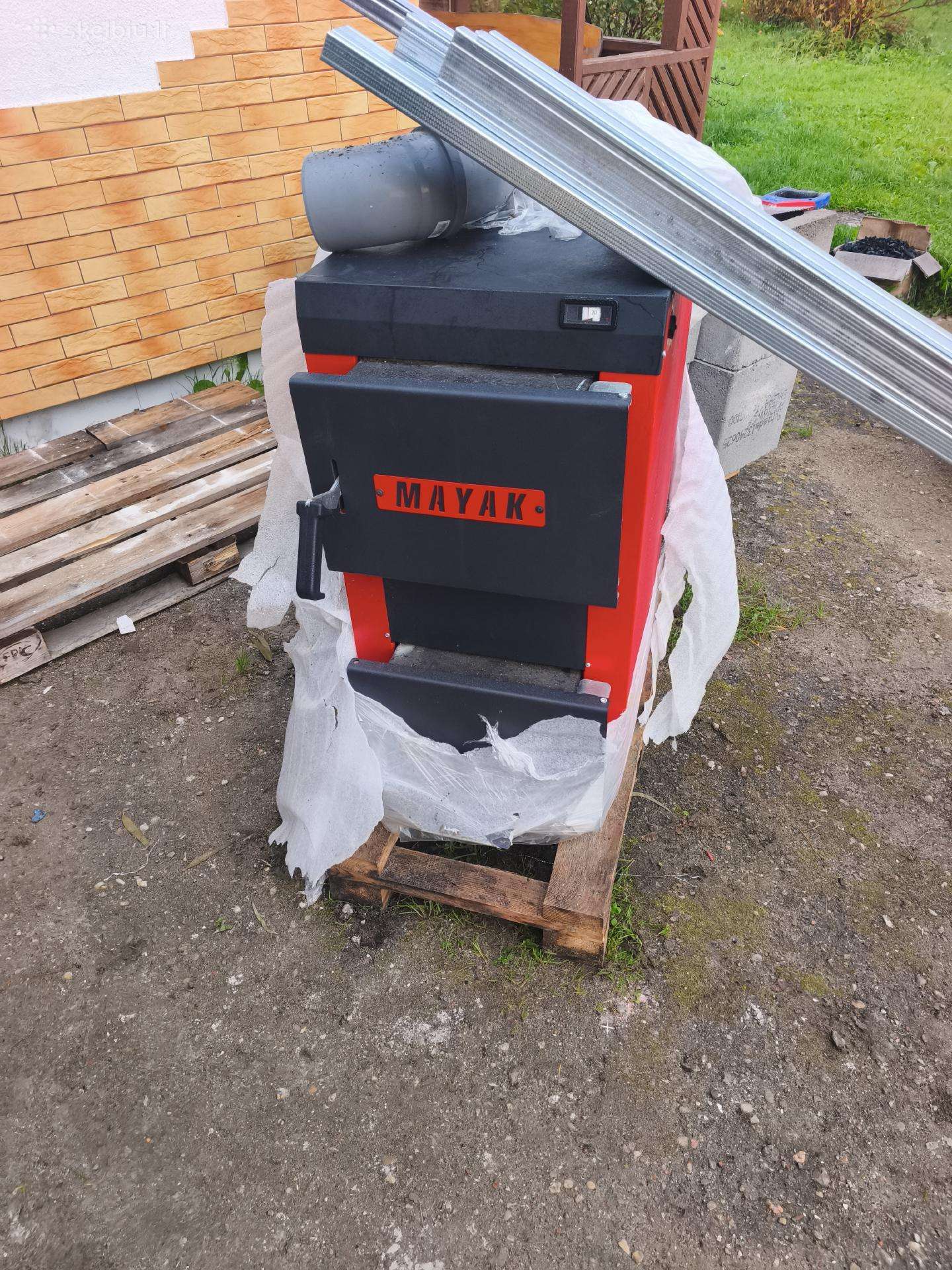 Kieto kuro katilas Majak 16 kw