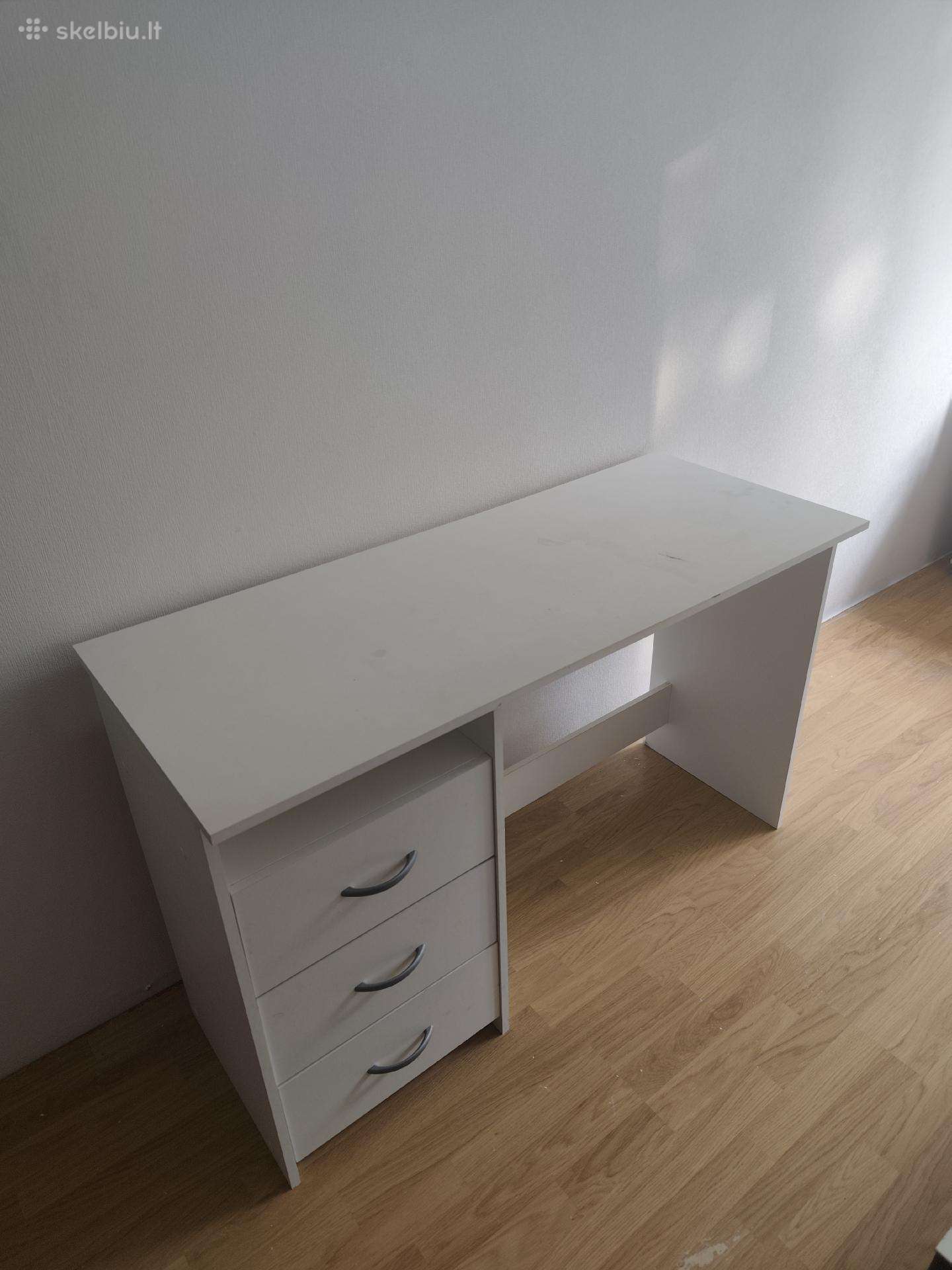 Rašomasis stalas