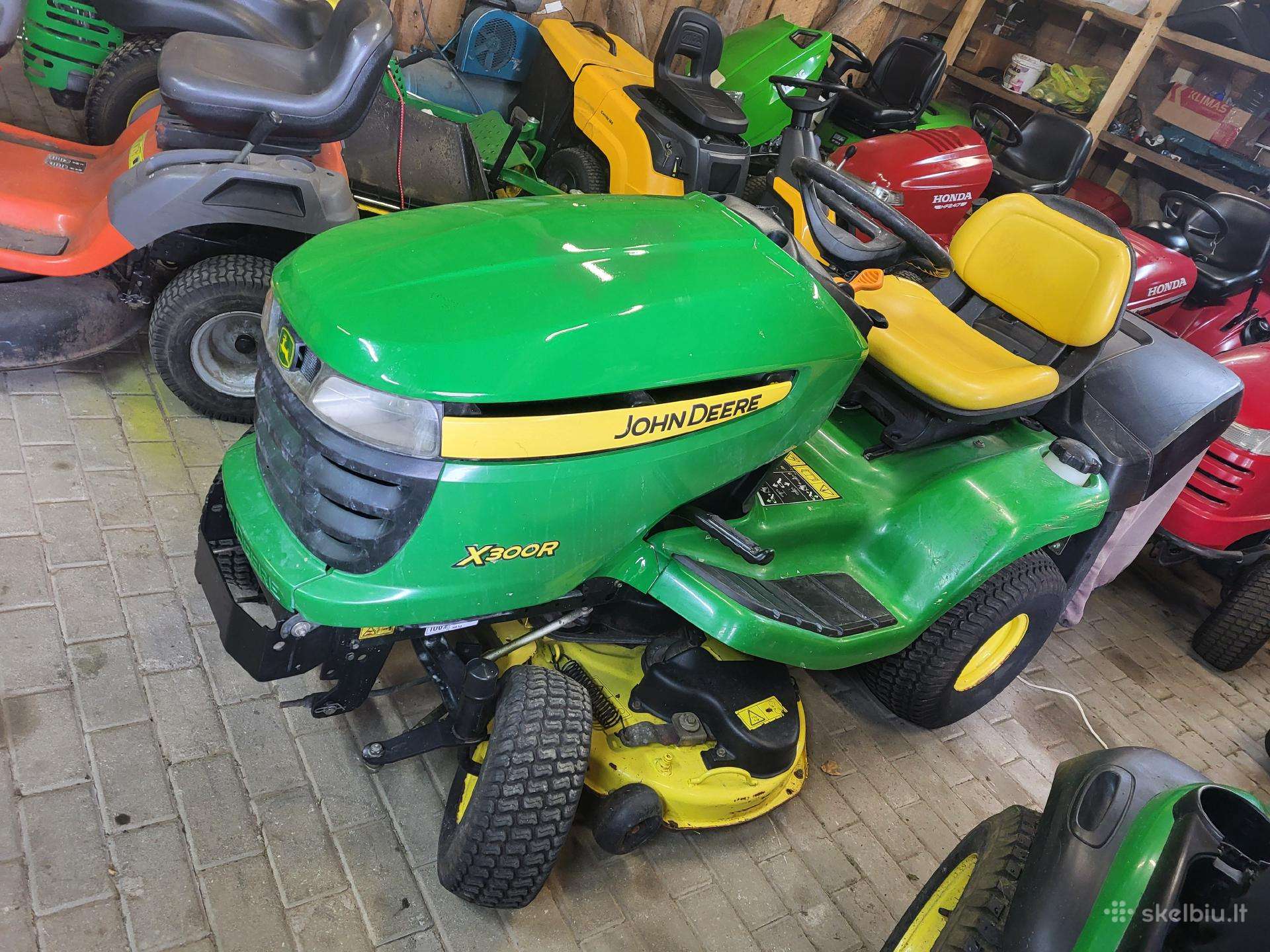 John deer su krepsiu