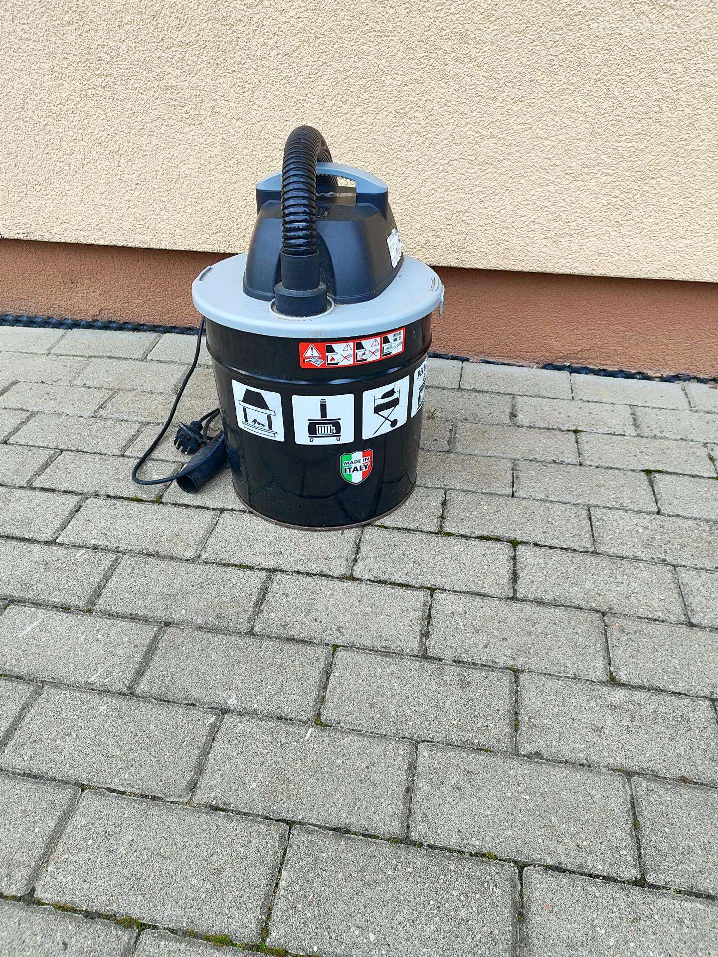 Lavor pelenų siurblys
