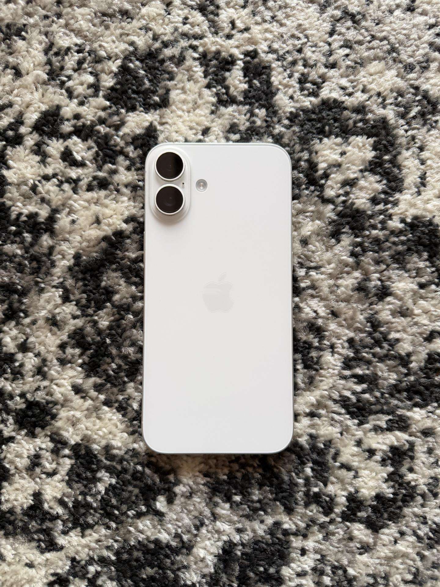 iPhone 16 Plus 128gb