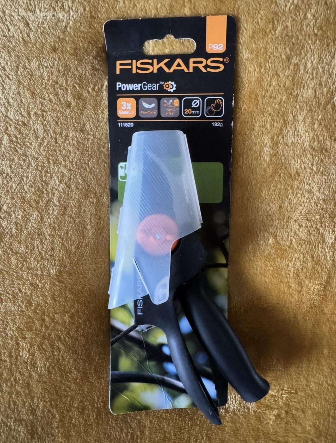 Fiskars P92 Powergear sekatorius