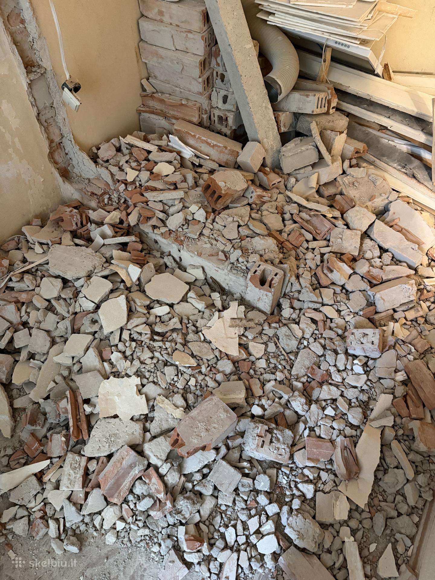 Atiduodu švarų statybinį gruzą