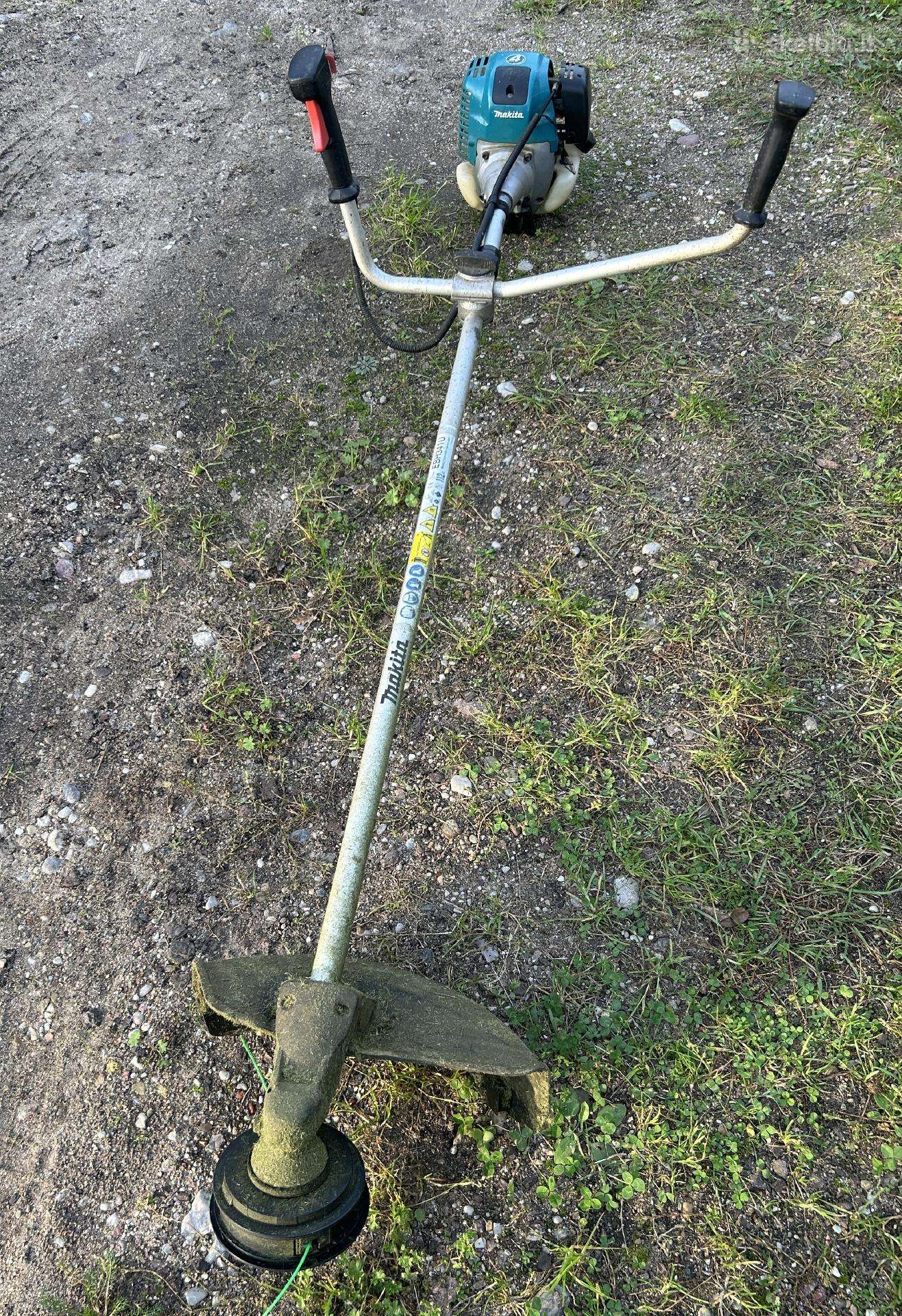 Makita Ebh341u 4-taktė krūmapjovė - trimeris
