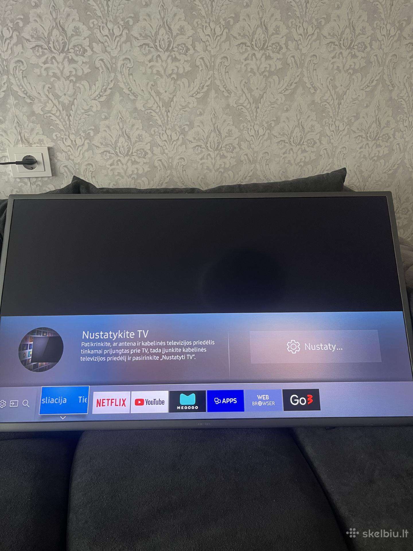 Parduodamas naudotas Samsung TV. Be stovo.