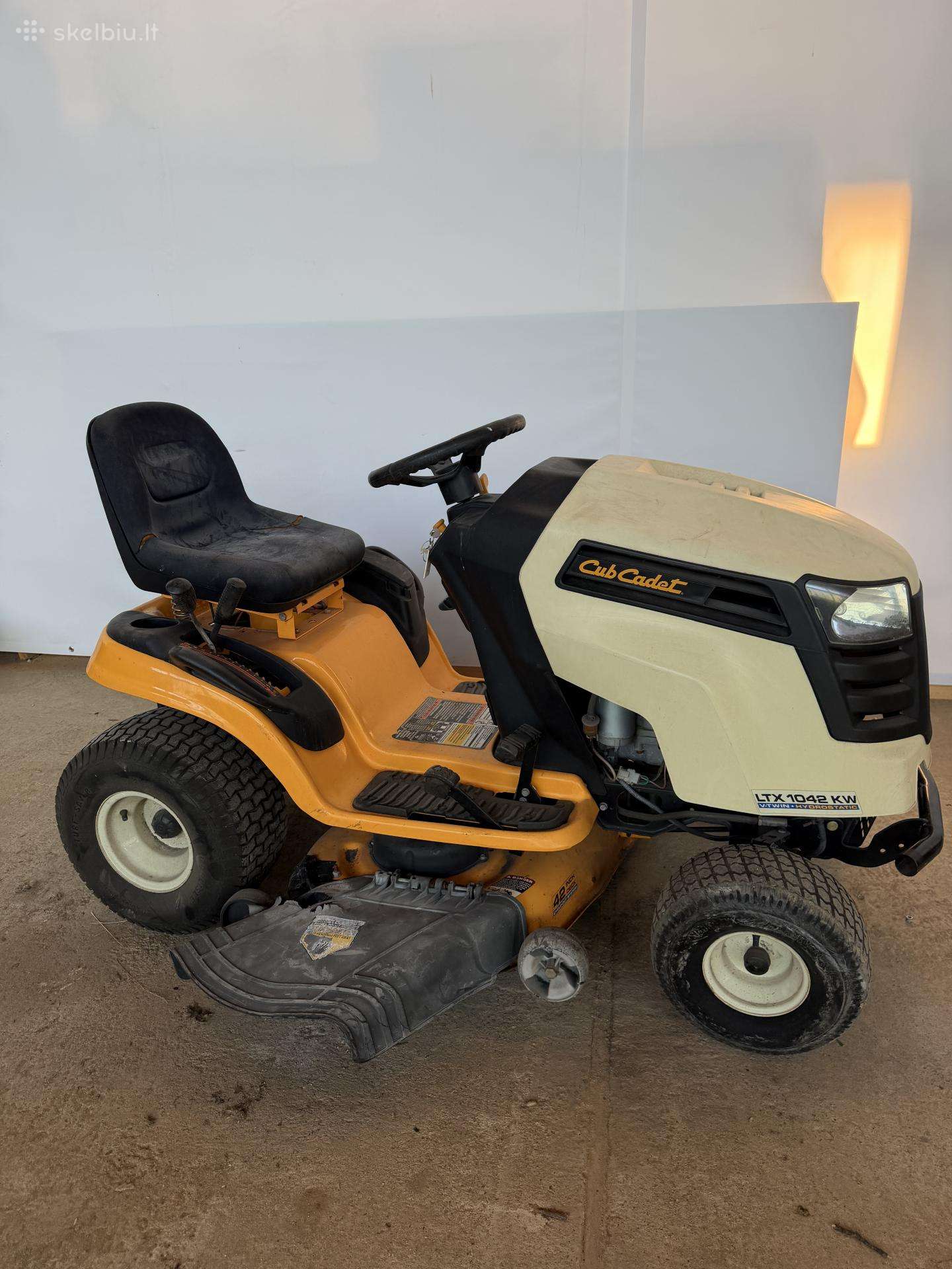 Cub Cadet Ltx1042