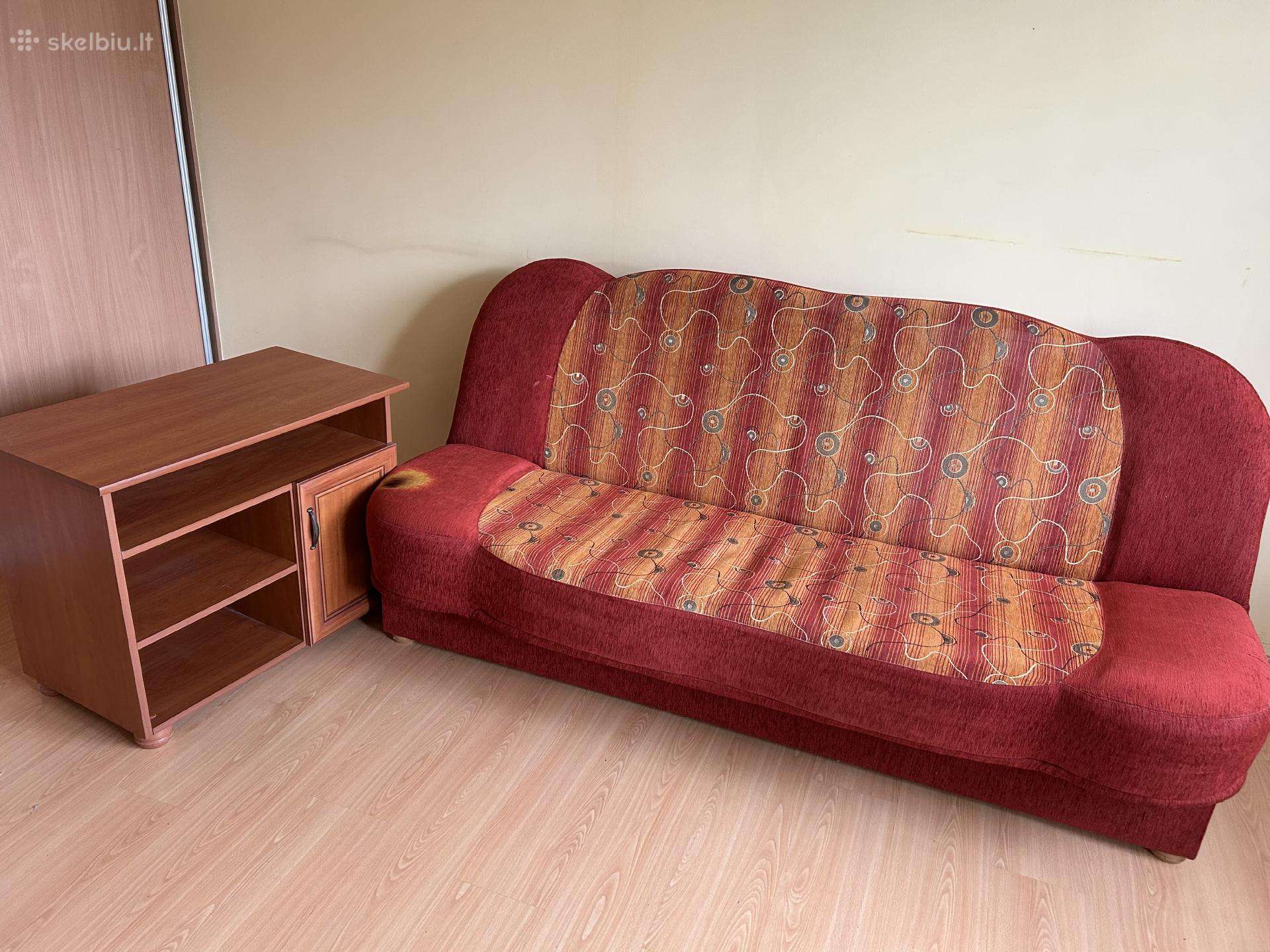 Sofa su spintėle