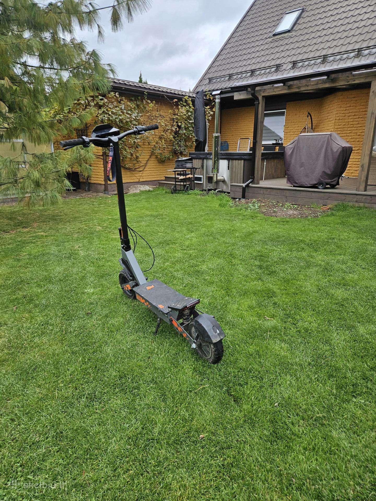 Kugoo Kukirin G2 elektrinis paspirtukas.